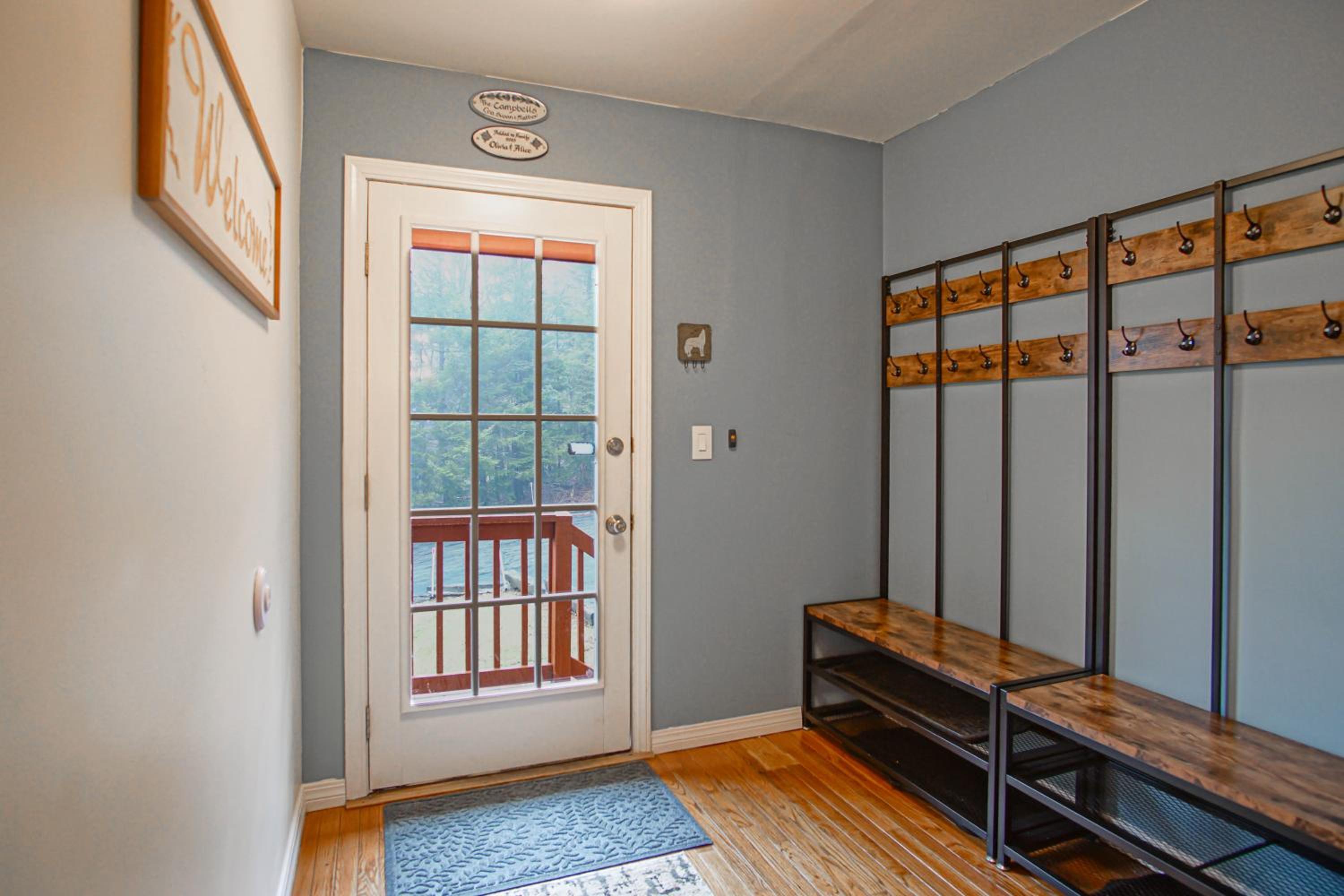 4 Br: North Westridge 112-1091