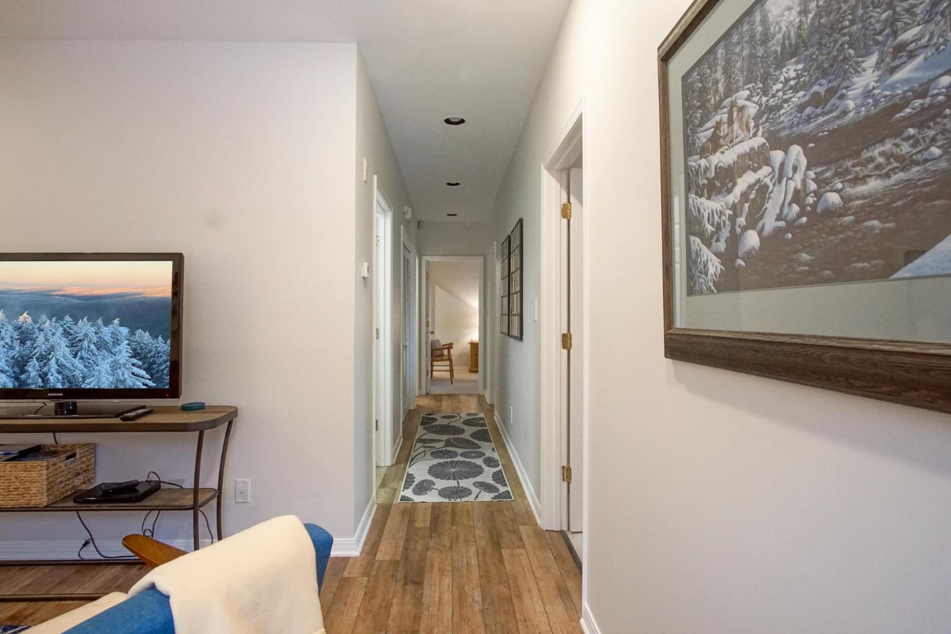 4 Br: North Westridge 112-1091