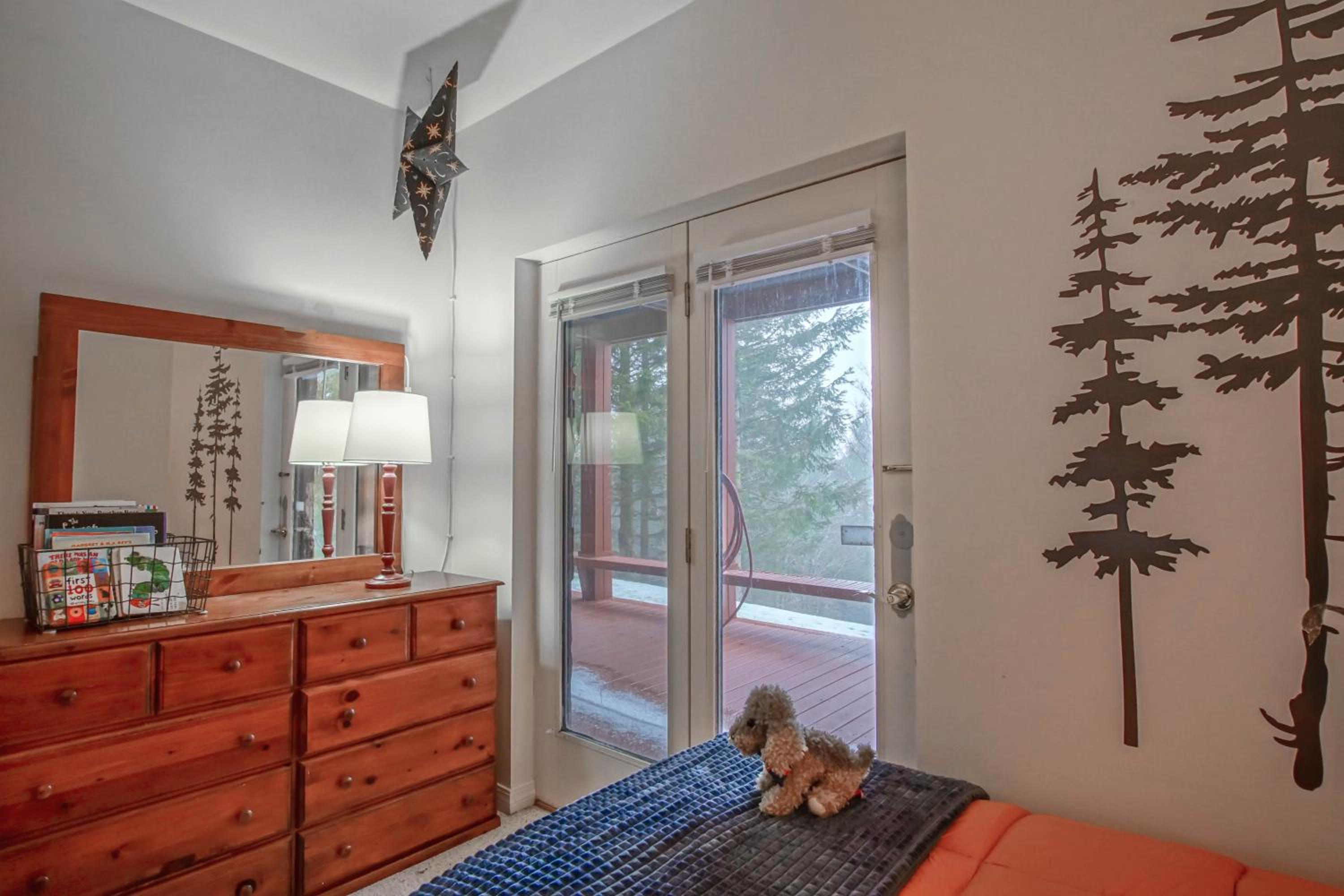 4 Br: North Westridge 112-1091