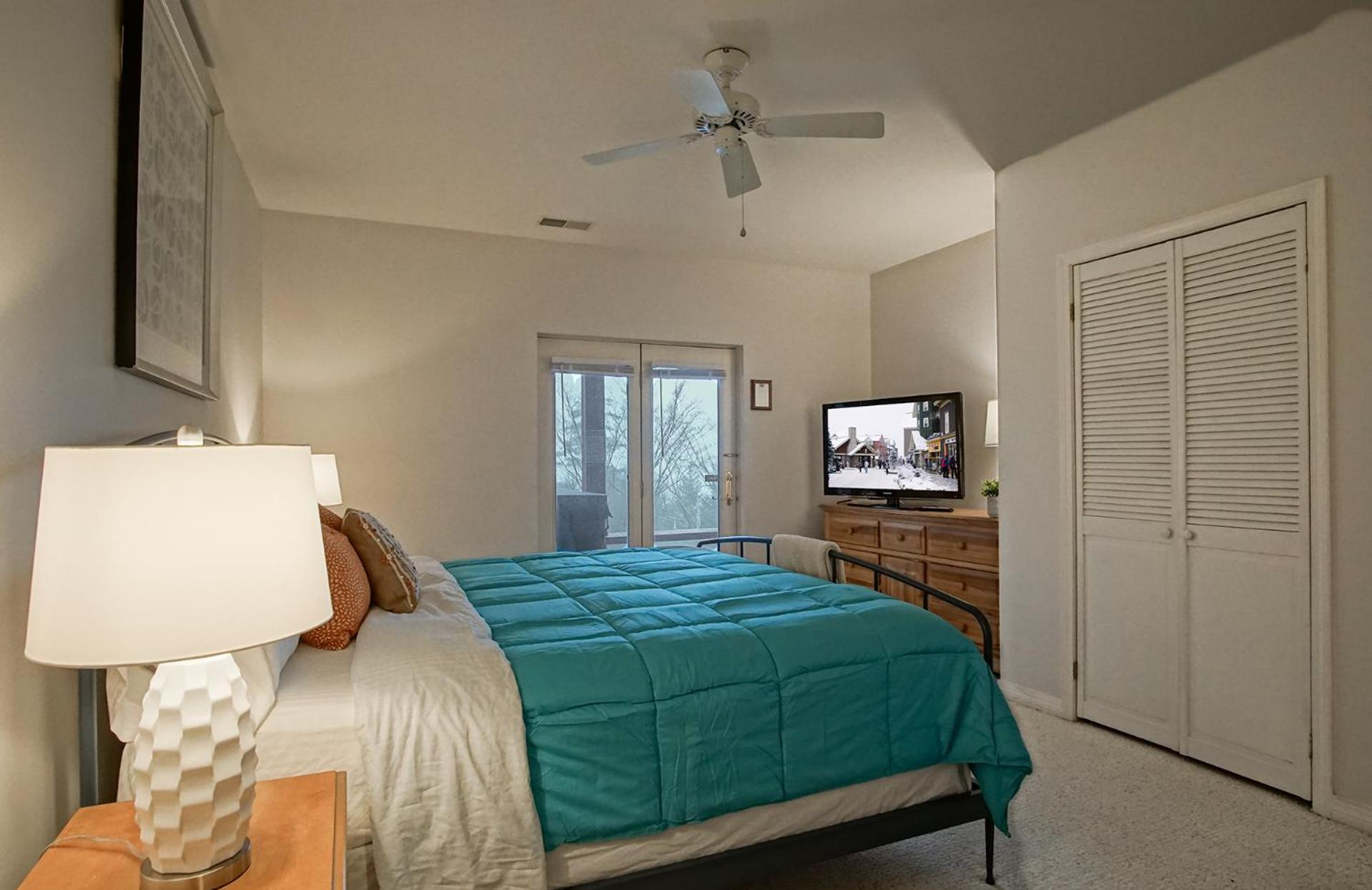 4 Br: North Westridge 112-1091
