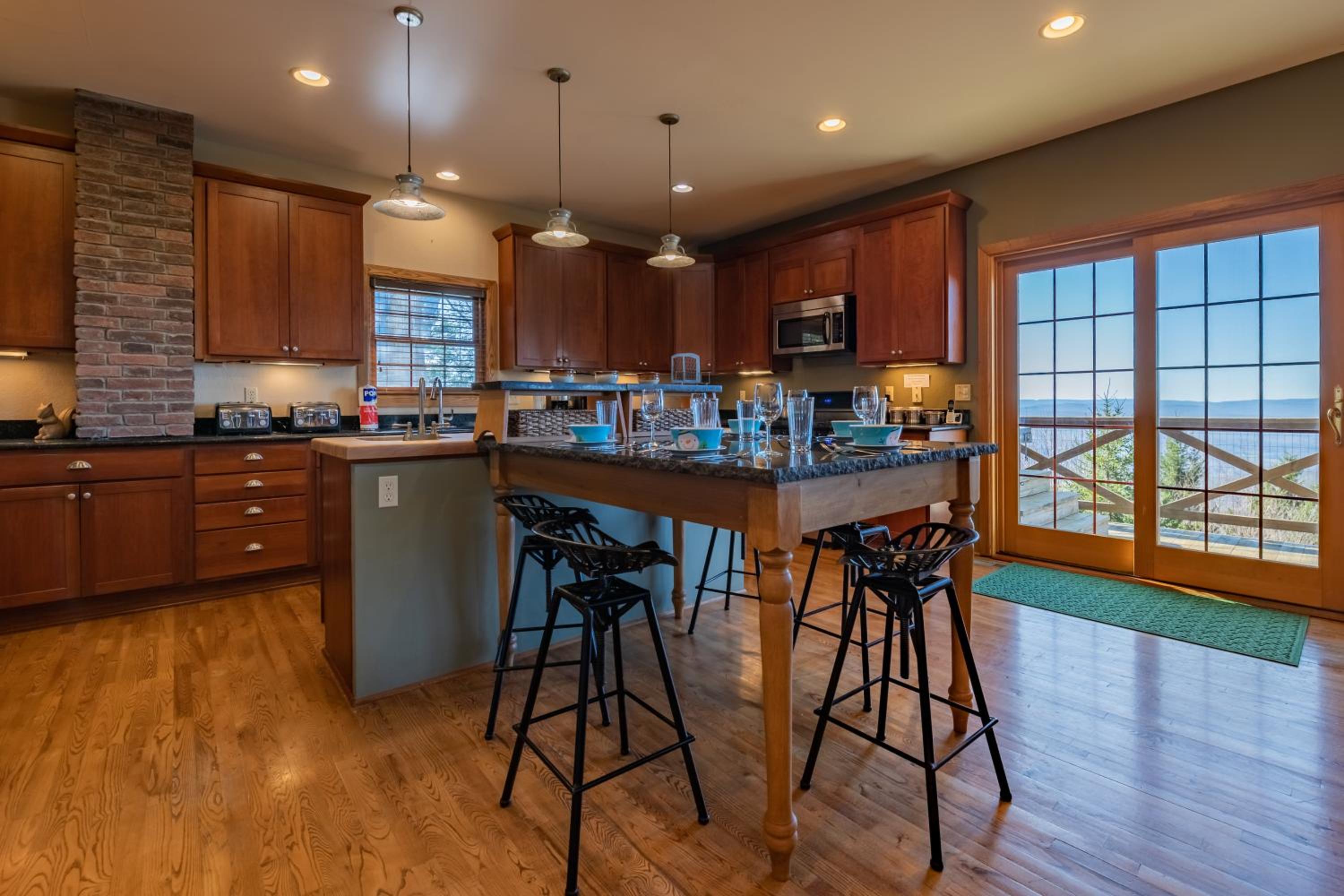 Top Property In Snowshoe 8 Br Nwr Rd 11 Luxury Home