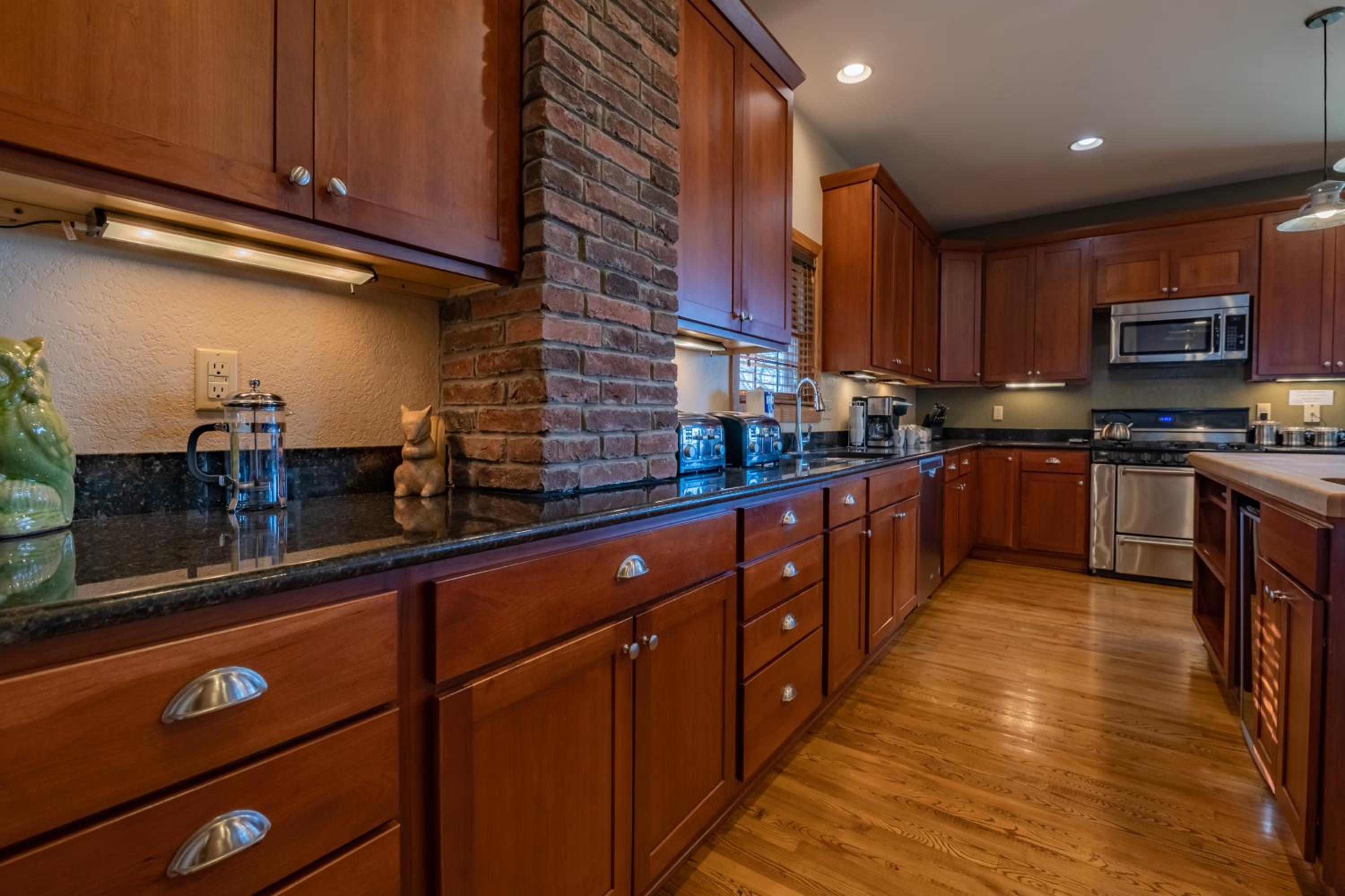 Top Property In Snowshoe 8 Br Nwr Rd 11 Luxury Home