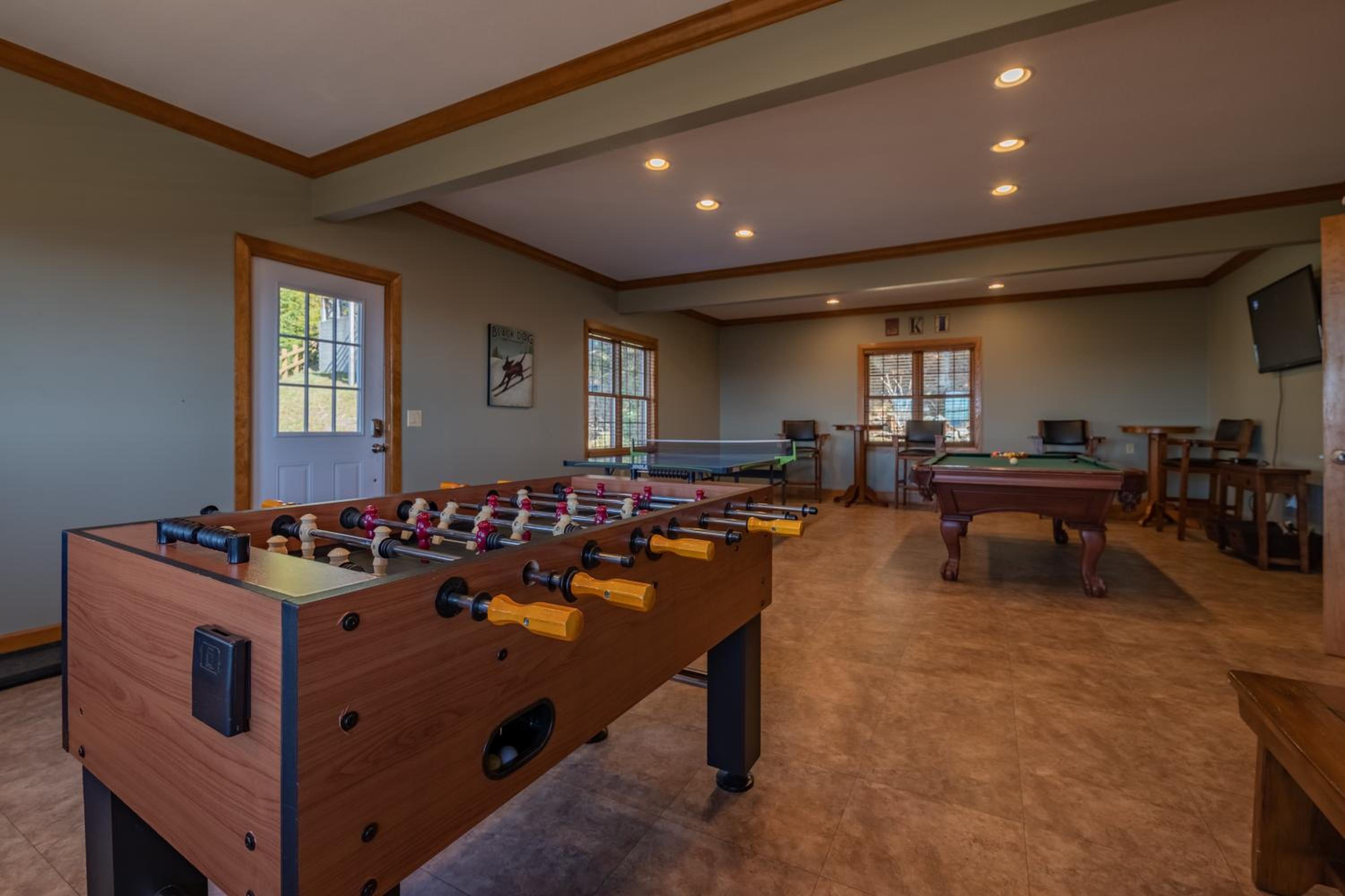 Top Property In Snowshoe 8 Br Nwr Rd 11 Luxury Home