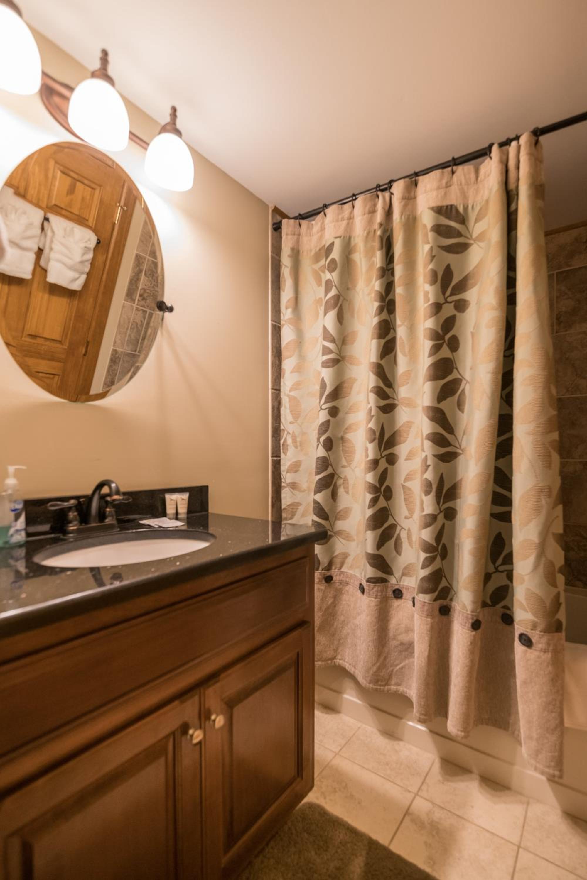 Top Property In Snowshoe 8 Br Nwr Rd 11 Luxury Home