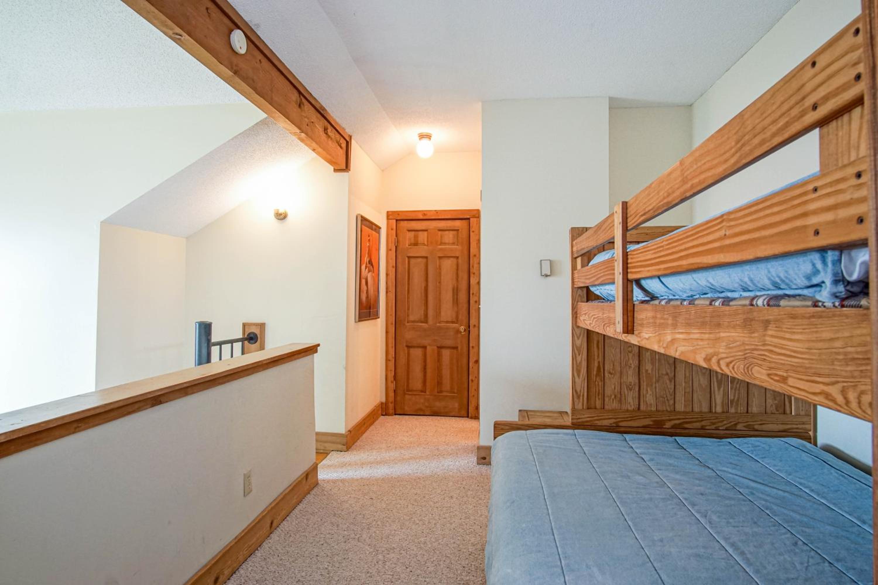Whistlepunk 40 Bavaria`s Finest-1 bedroom with loft, Slope Side