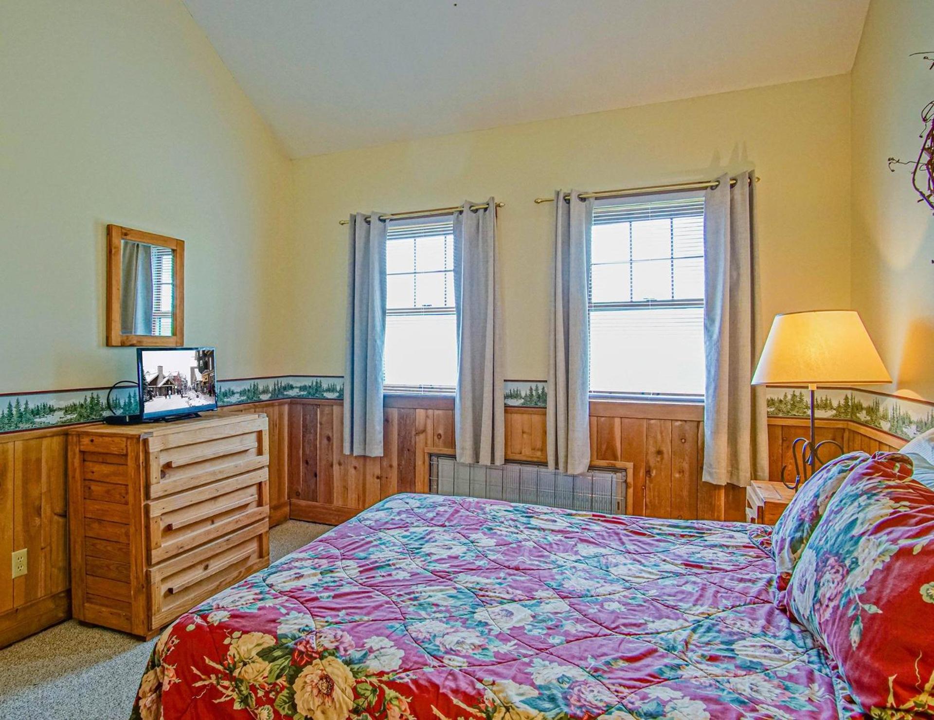Whistlepunk 40 Bavaria`s Finest-1 bedroom with loft, Slope Side