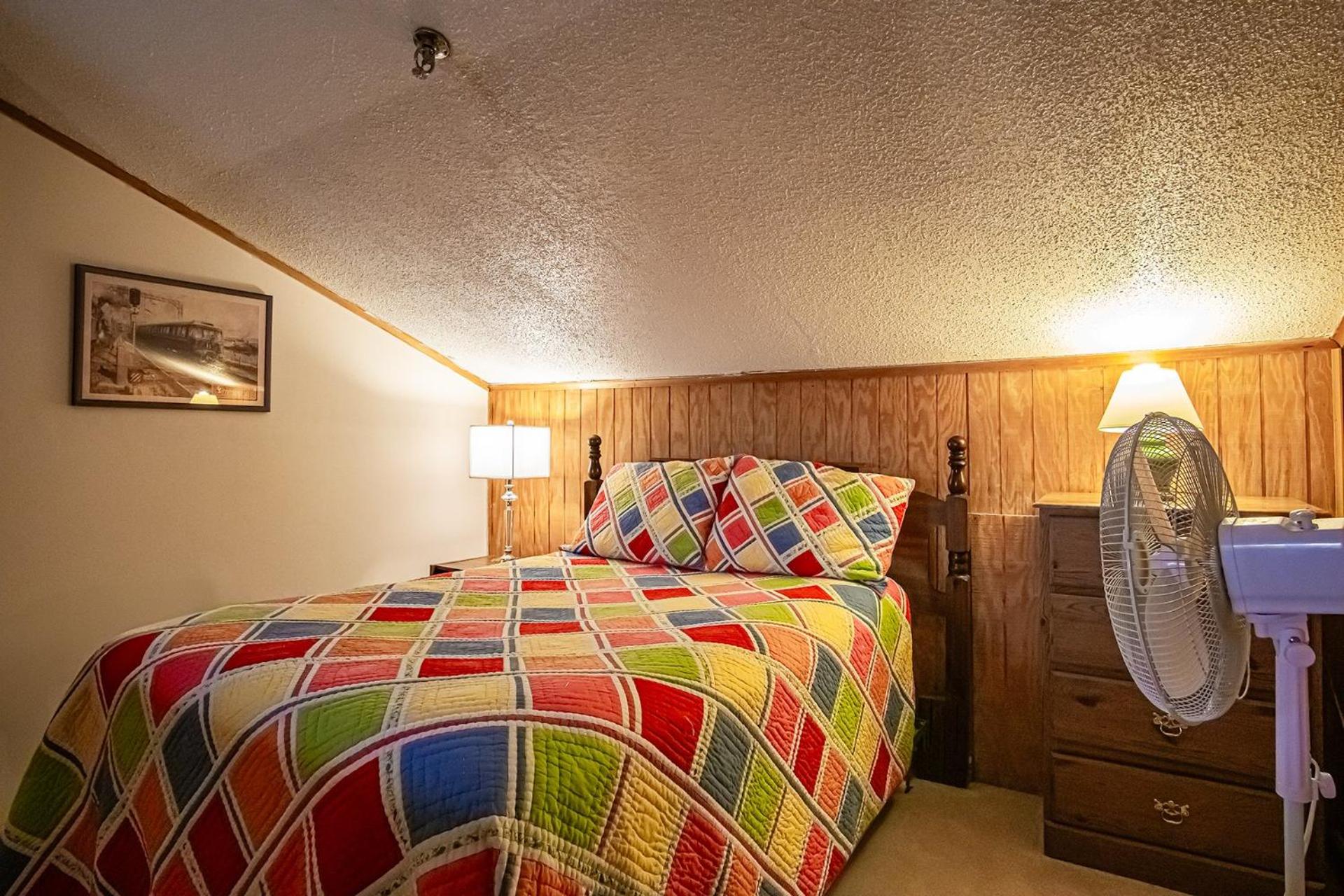 Leatherbark - 301B, 2 Bedroom Allegheny Sunrise Spacious Condo Foosball