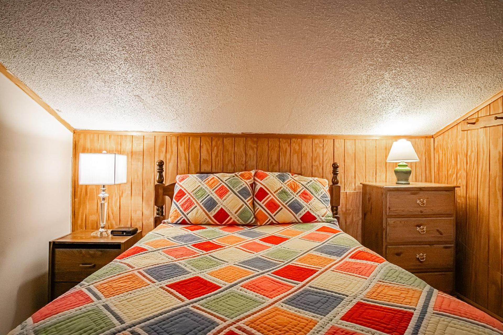 Leatherbark - 301B, 2 Bedroom Allegheny Sunrise Spacious Condo Foosball