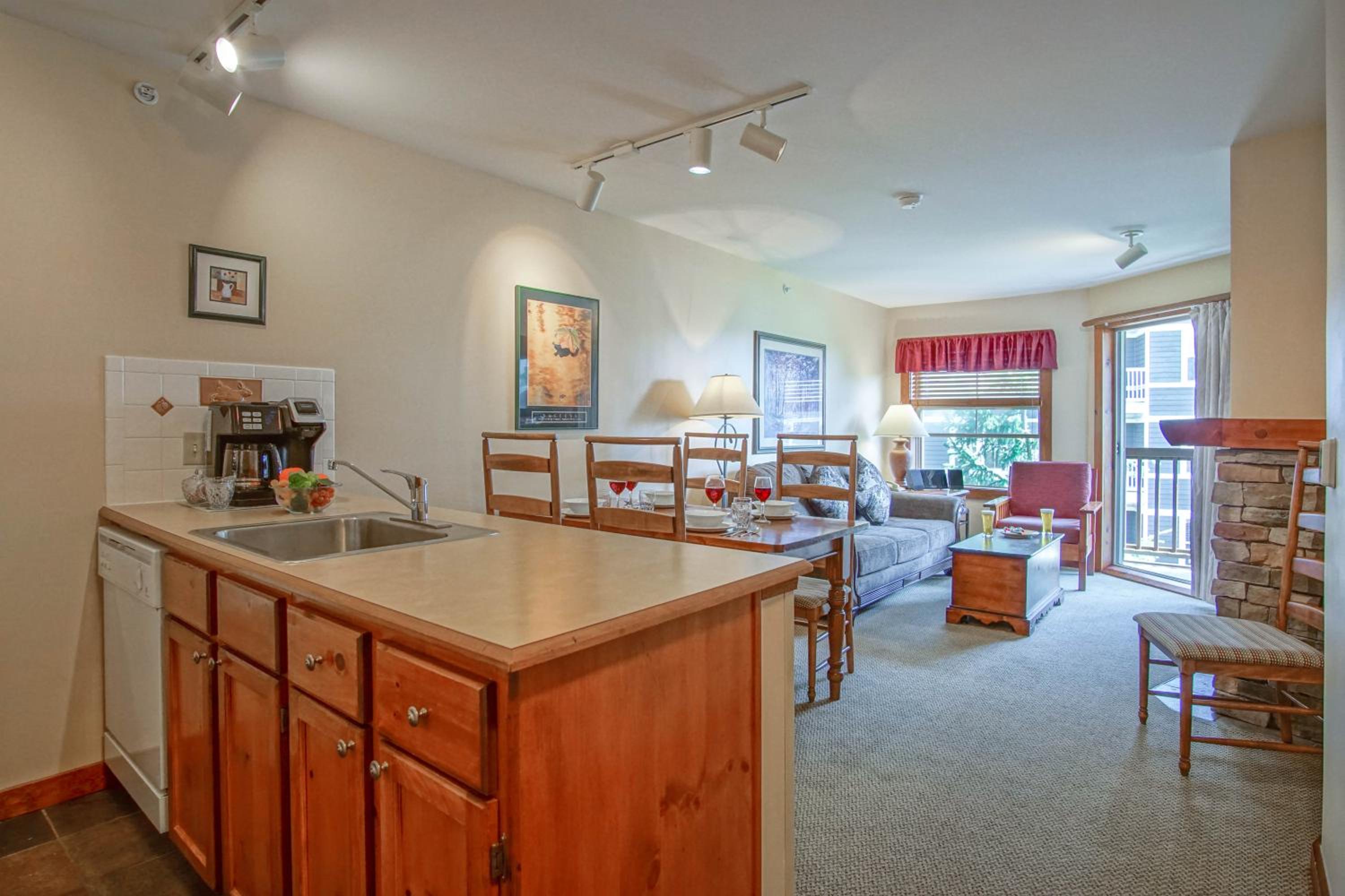 Rimfire 460 - Good & Plenty - Slope Side, Steps from Village 1 BR Condo