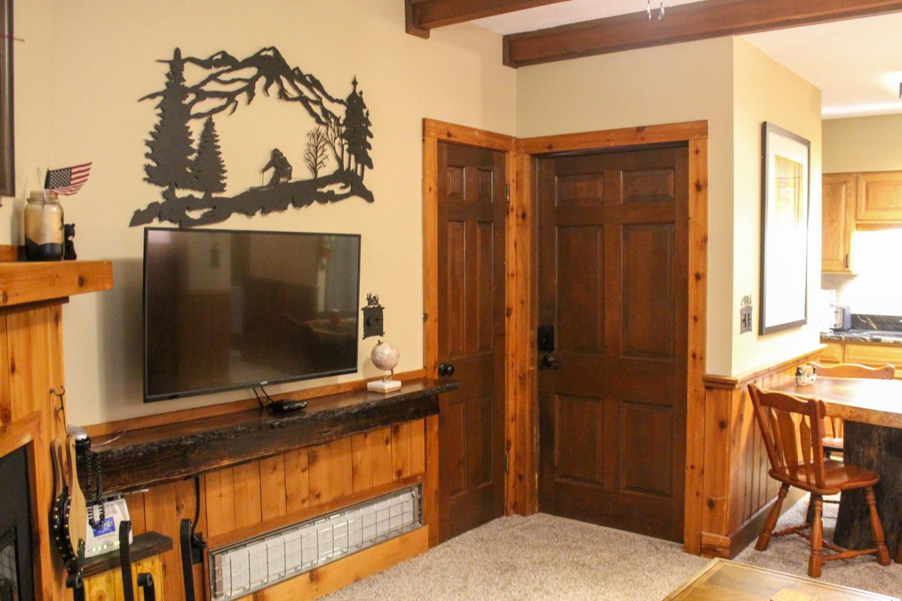 Whistlepunk 45- Modern comfort with Mountain Charm-1 bedroom