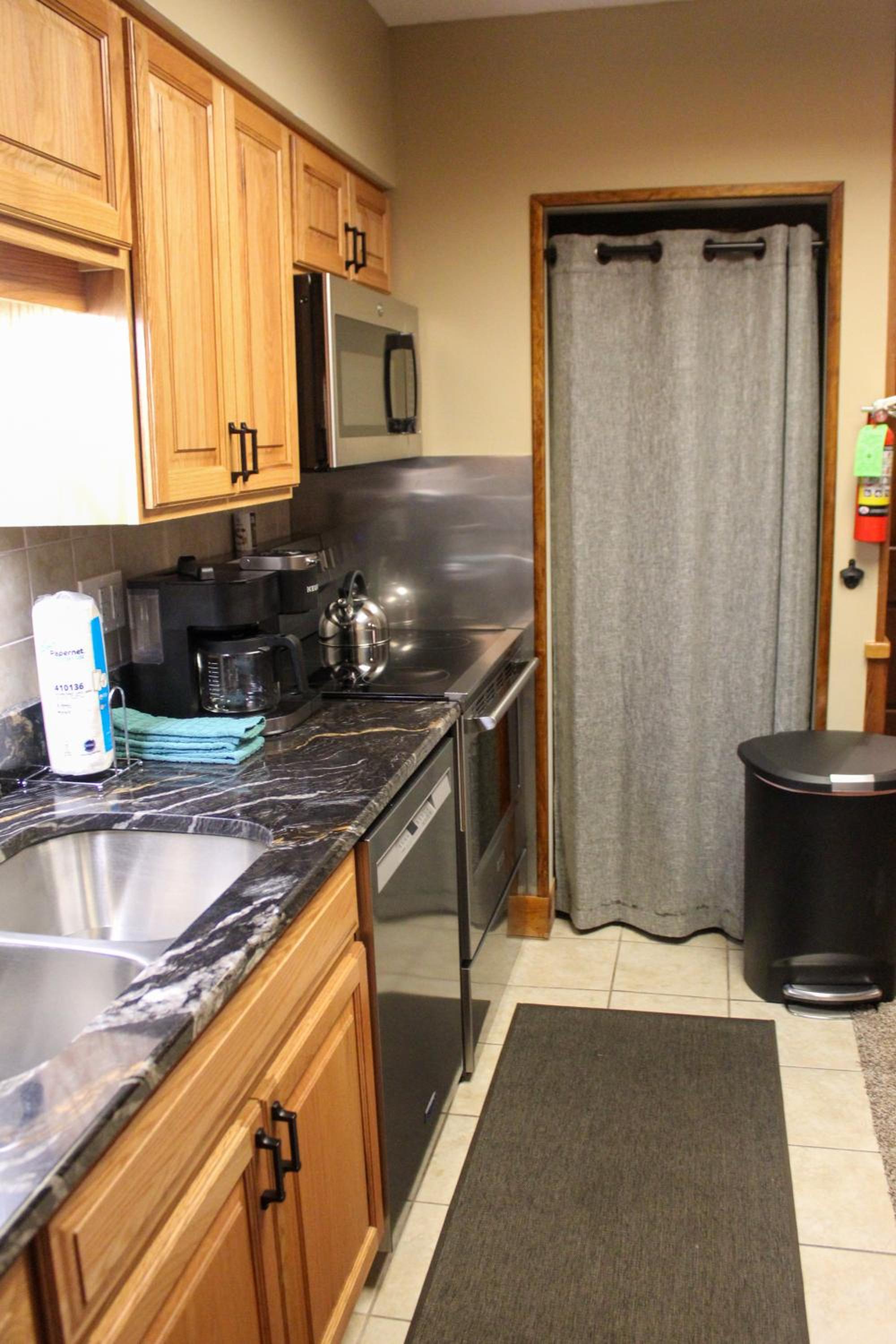 Whistlepunk 45- Modern comfort with Mountain Charm-1 bedroom
