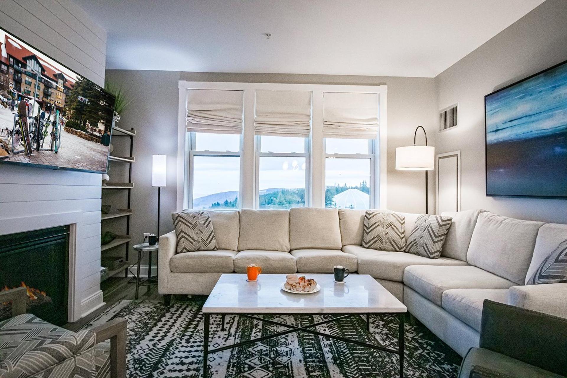 2 Br Seneca Condo 200 Beautiful Vista Views