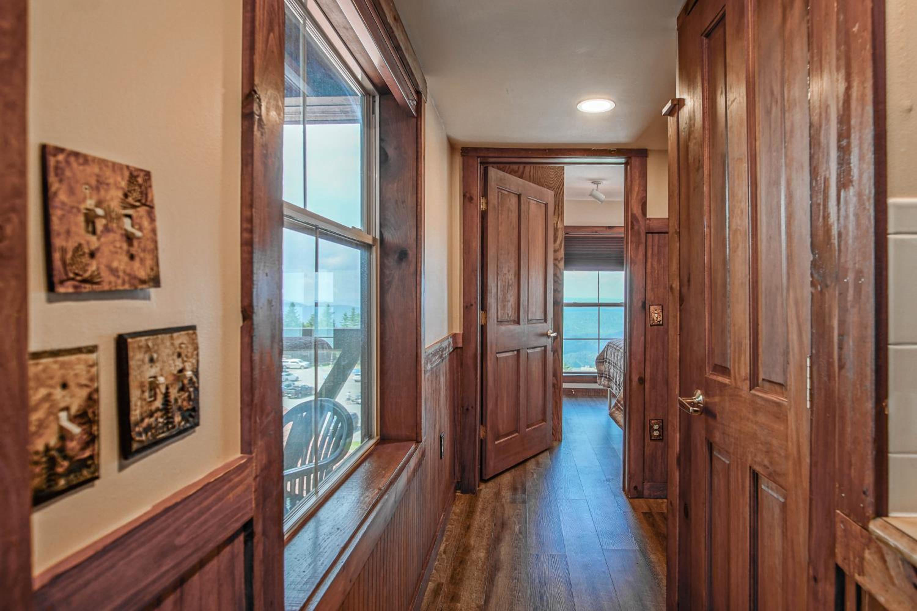 Rimfire 303: 1 Br Sleeps 4 Walking Distance to skiing, shops