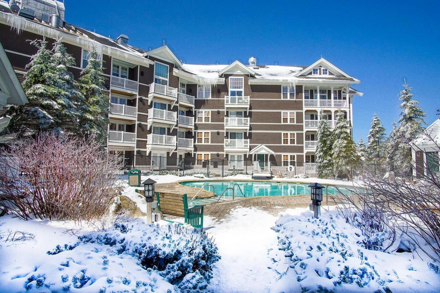 Allegheny Springs 201 : 2 Bedroom, 2 Full Bath: Slope Side; Gas Fireplace
