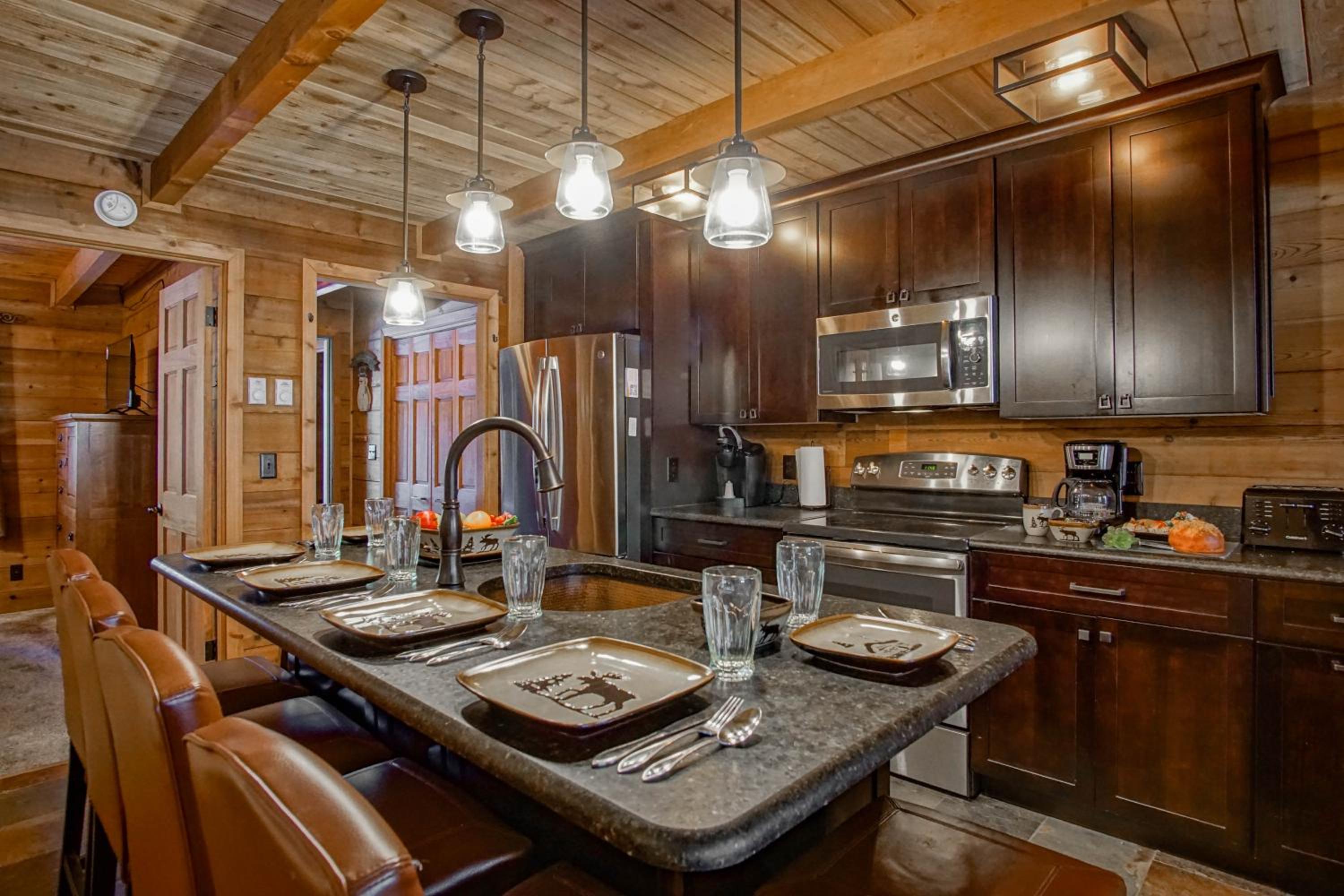 2 Br Plus Loft: Powder Monkey 2