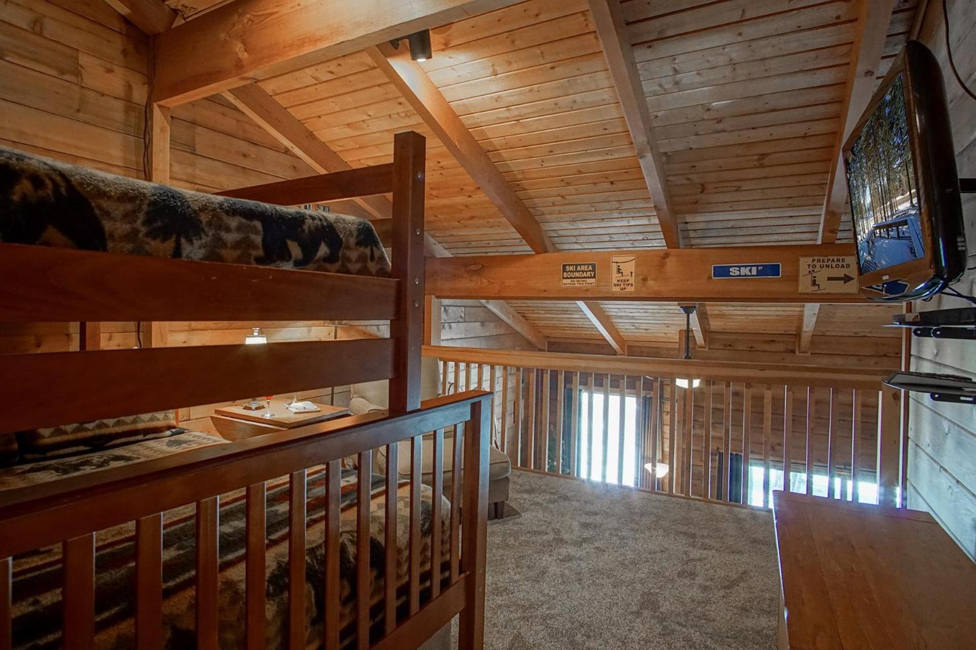 2 Br Plus Loft: Powder Monkey 2