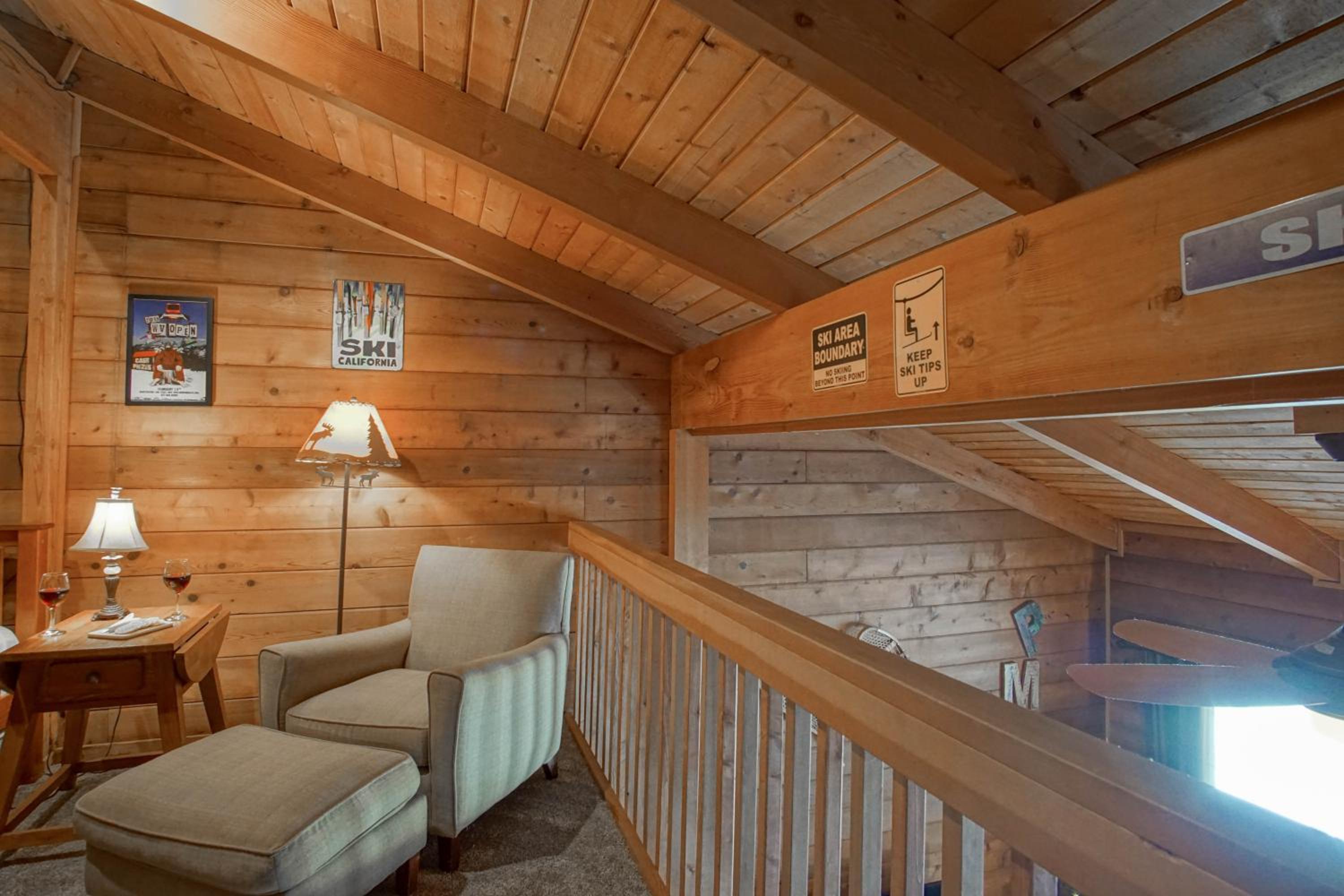 2 Br Plus Loft: Powder Monkey 2