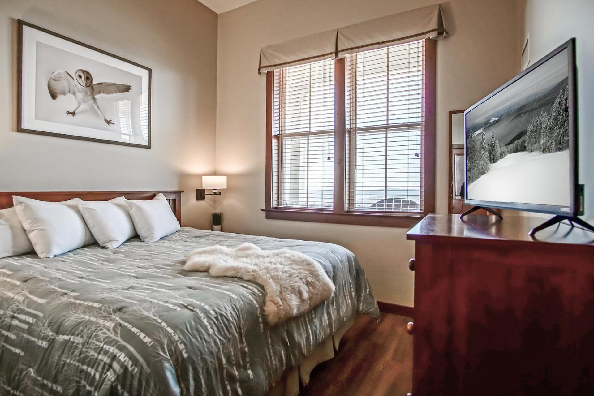 Allegheny Springs 440: Slope Side, Views Of The Slope 2 Bedroom Plus Den 2 Bath