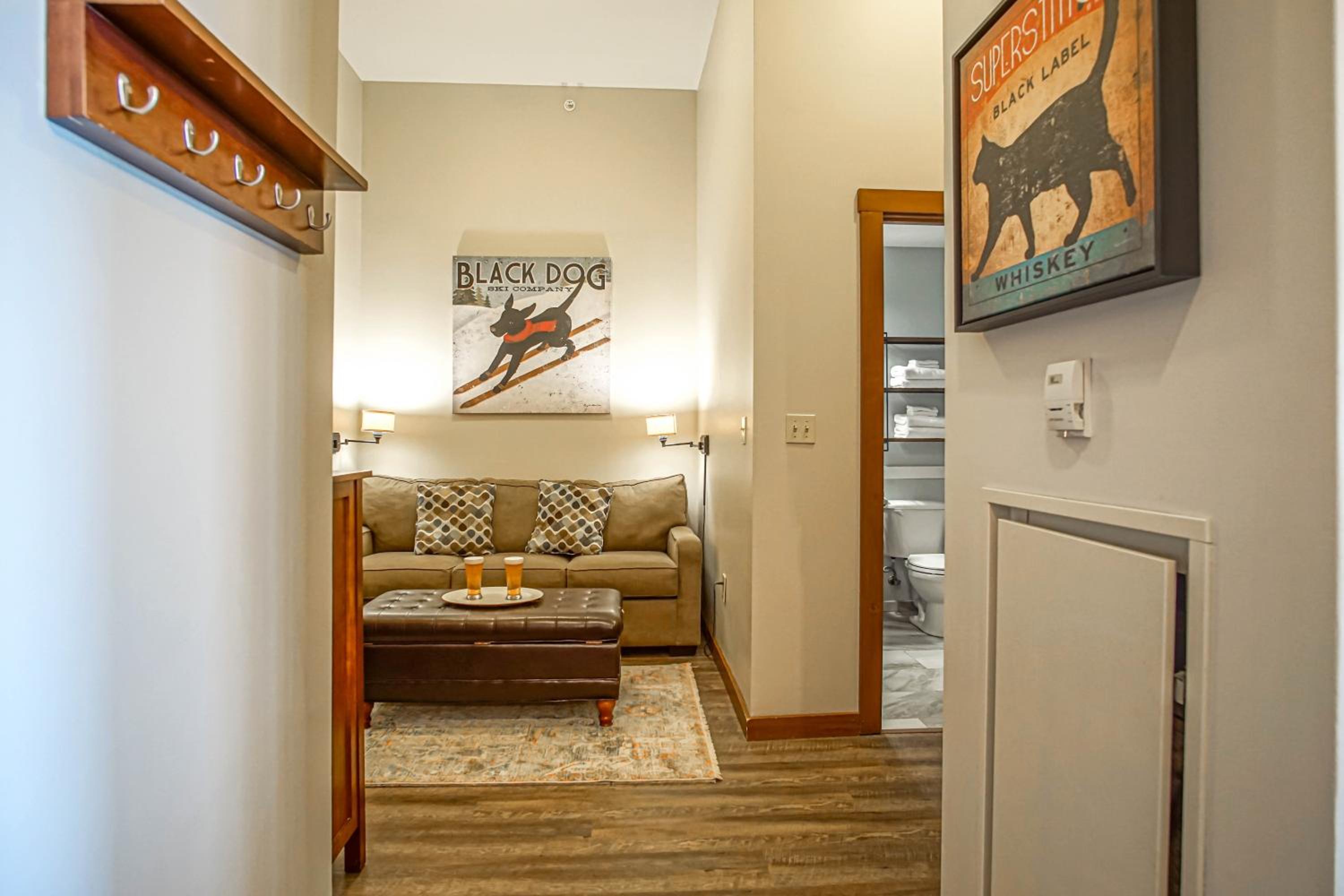 Allegheny Springs 440: Slope Side, Views Of The Slope 2 Bedroom Plus Den 2 Bath