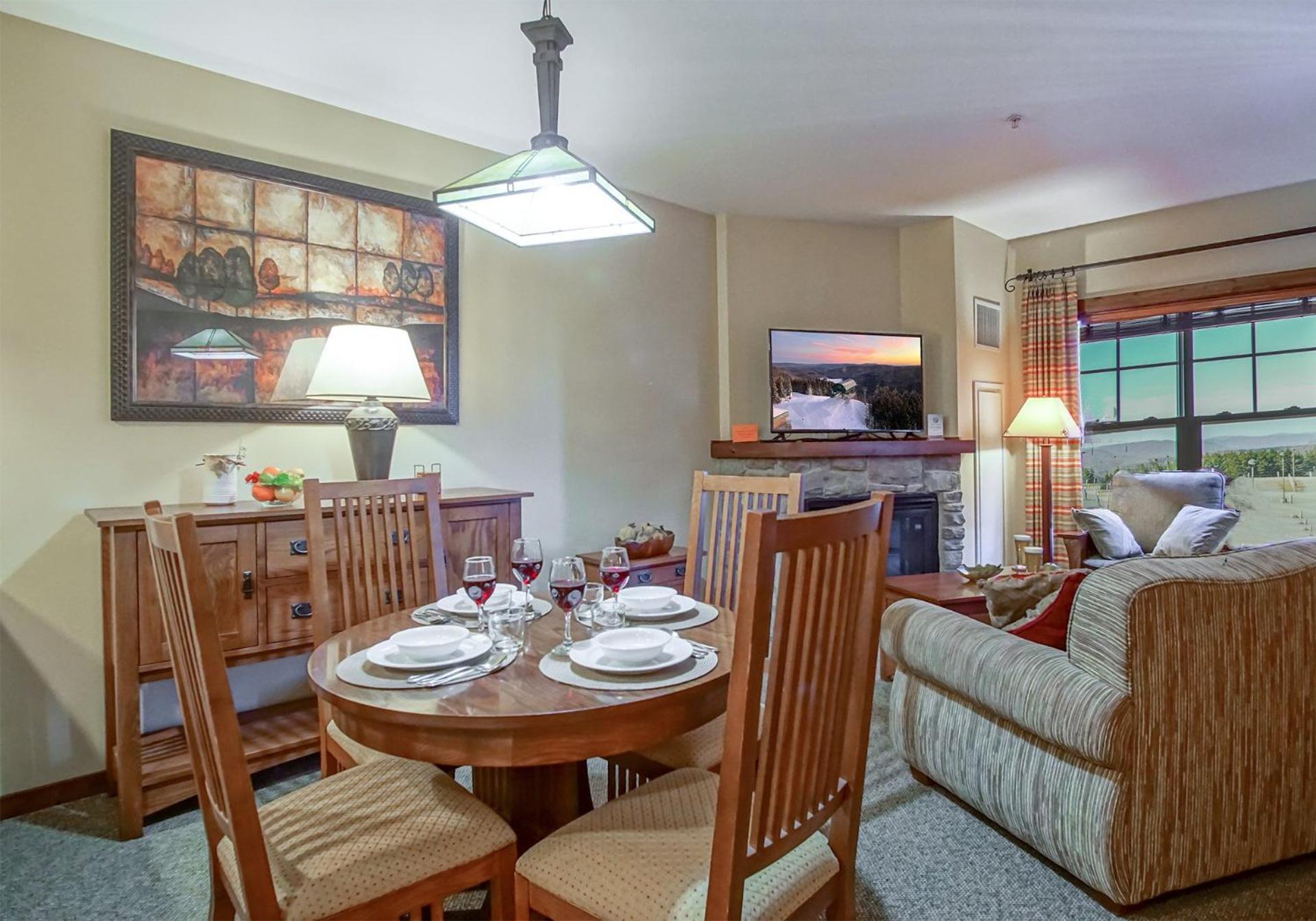 Soaring Eagle 315, Cozy Studio
