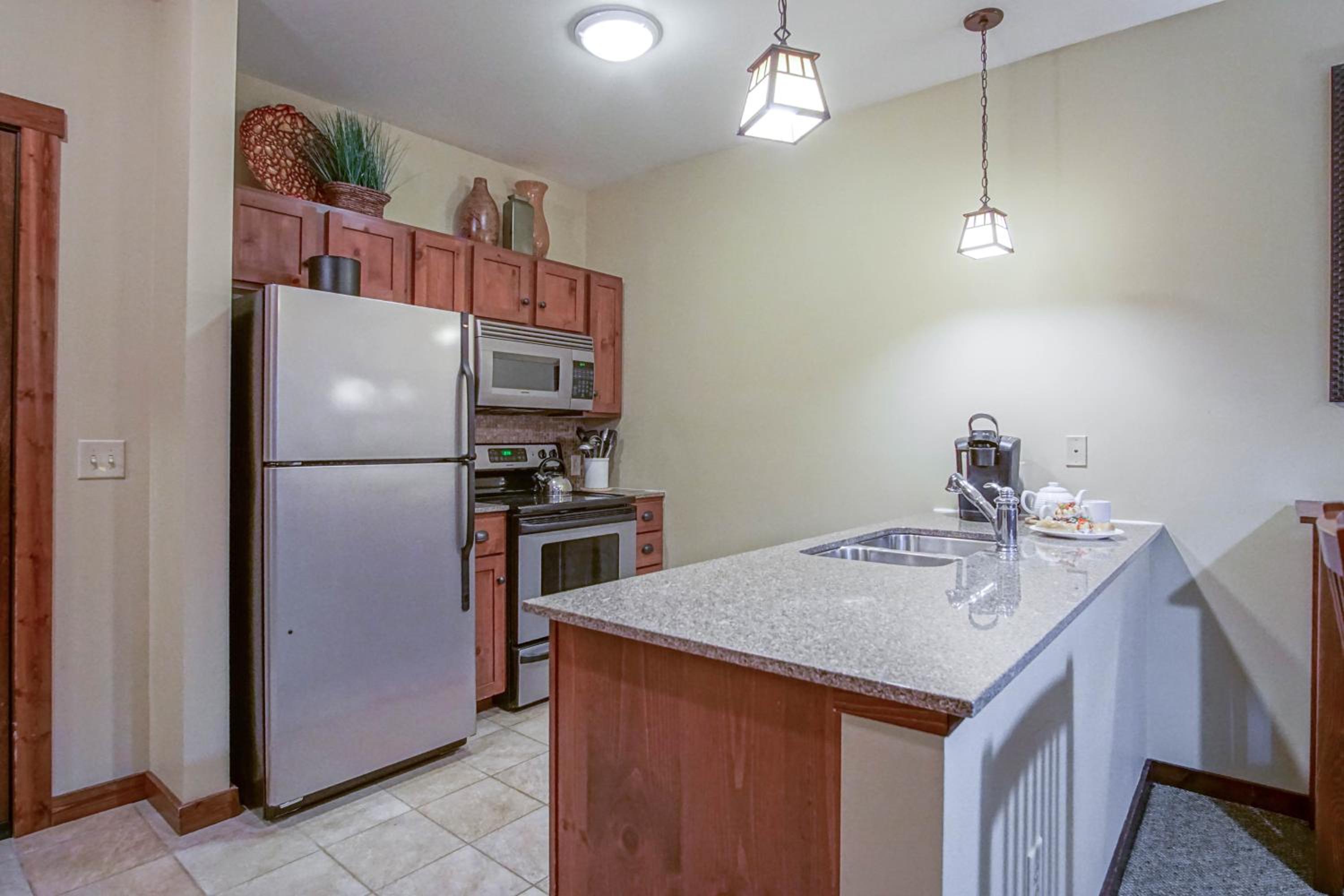 Soaring Eagle 315, Cozy Studio