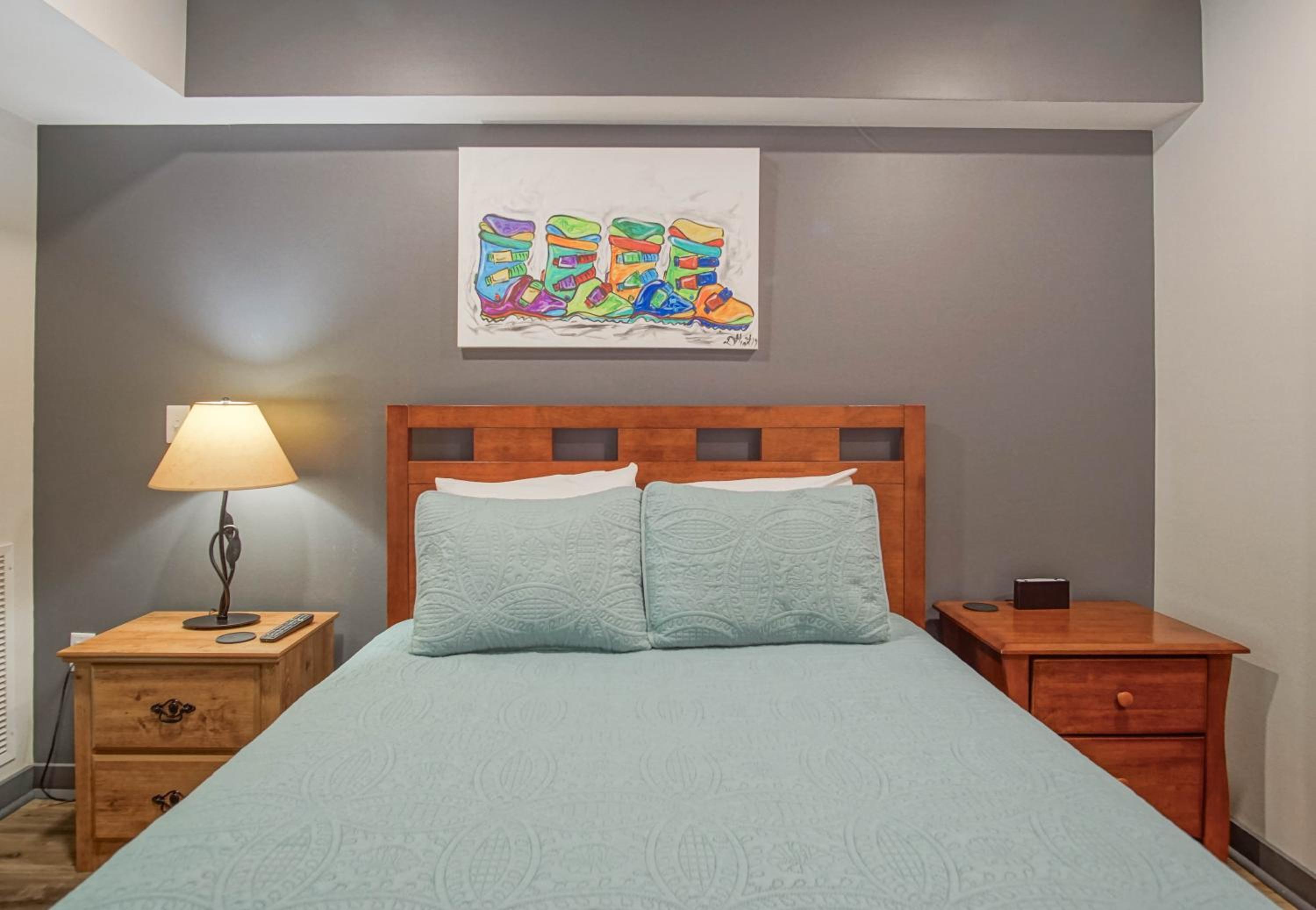 Rimfire 259 : Walking distance to village,slopes, 1 Br Sleeps 4