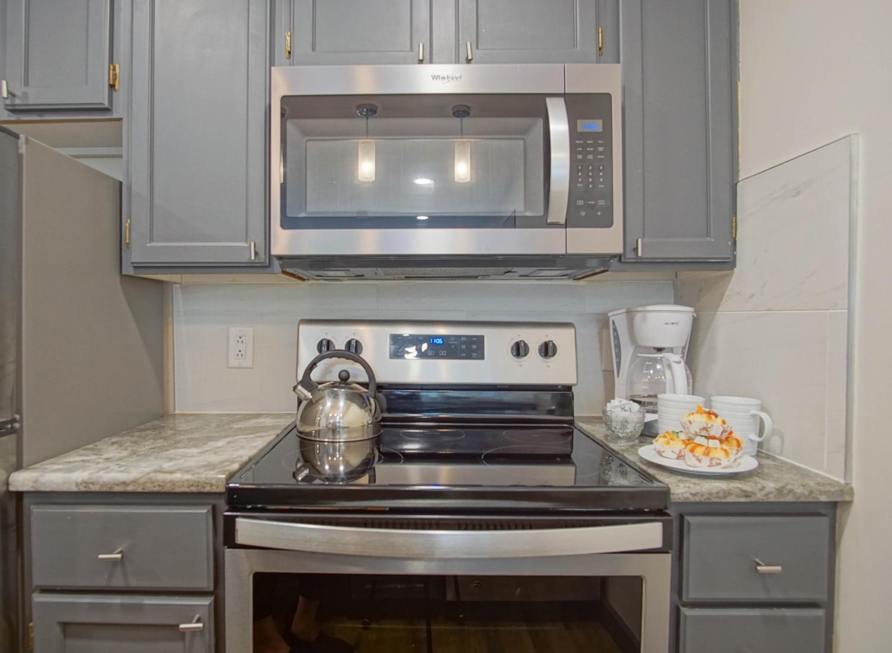 Rimfire 259 : Walking distance to village,slopes, 1 Br Sleeps 4