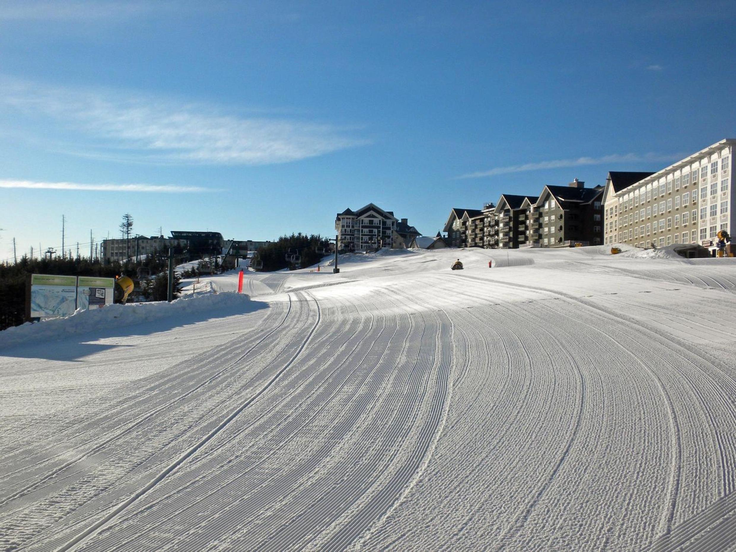 Expedition Station #120: Snowshoe's Premier Slopeside Junior Studio Accommodations