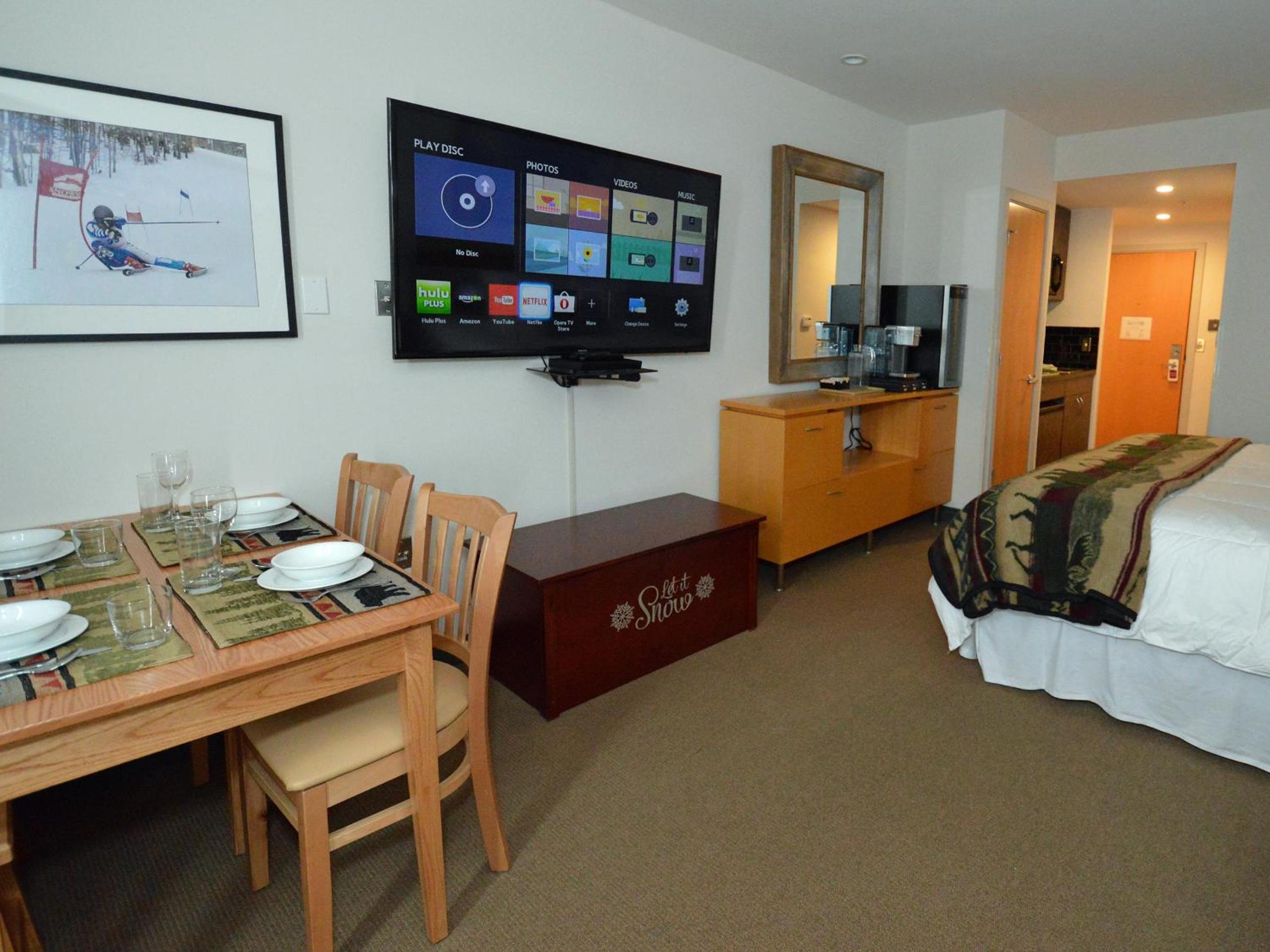 Expedition Station #120: Snowshoe's Premier Slopeside Junior Studio Accommodations