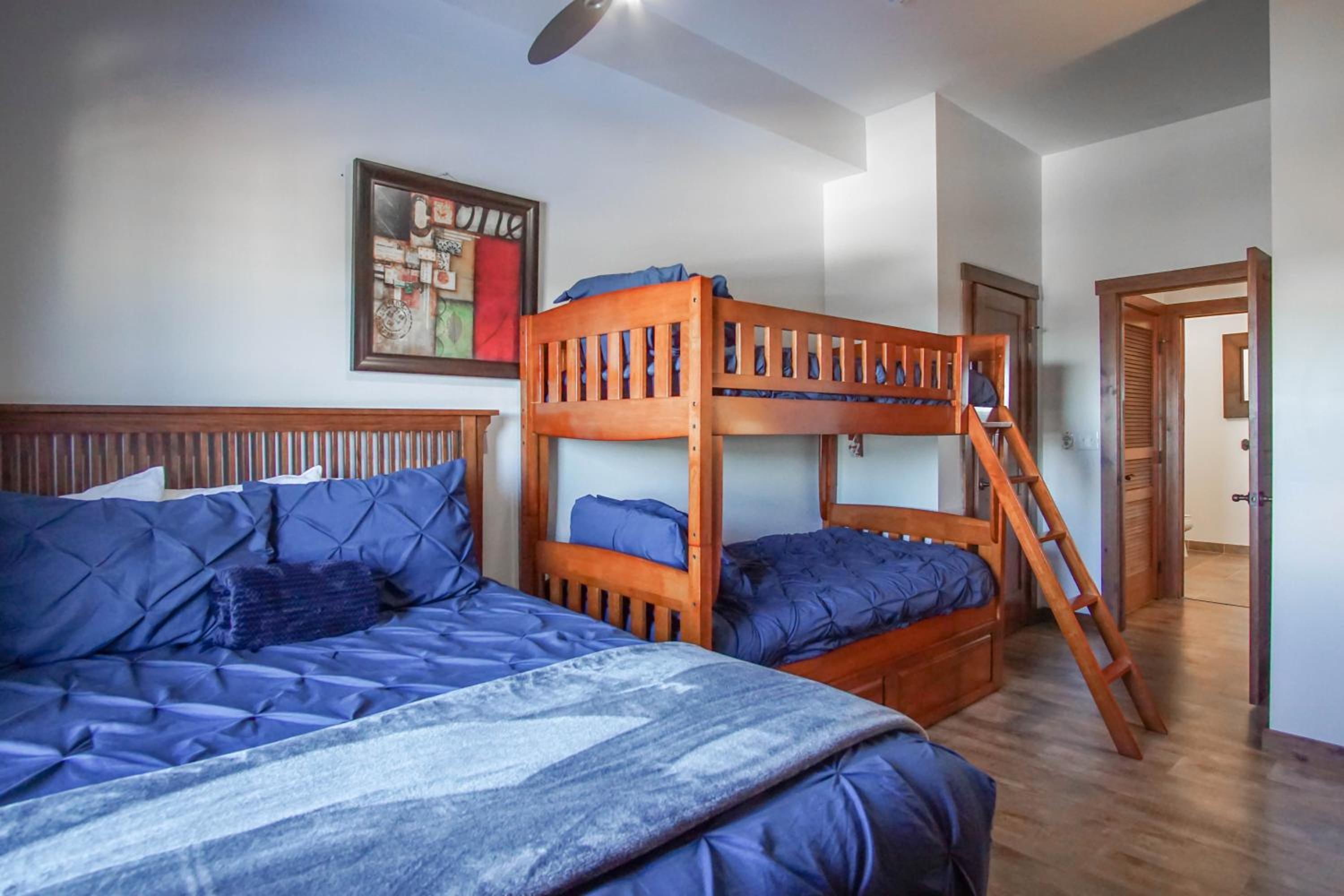 Soaring Eagle #403: 2 Bedrooms, 2 Full Baths