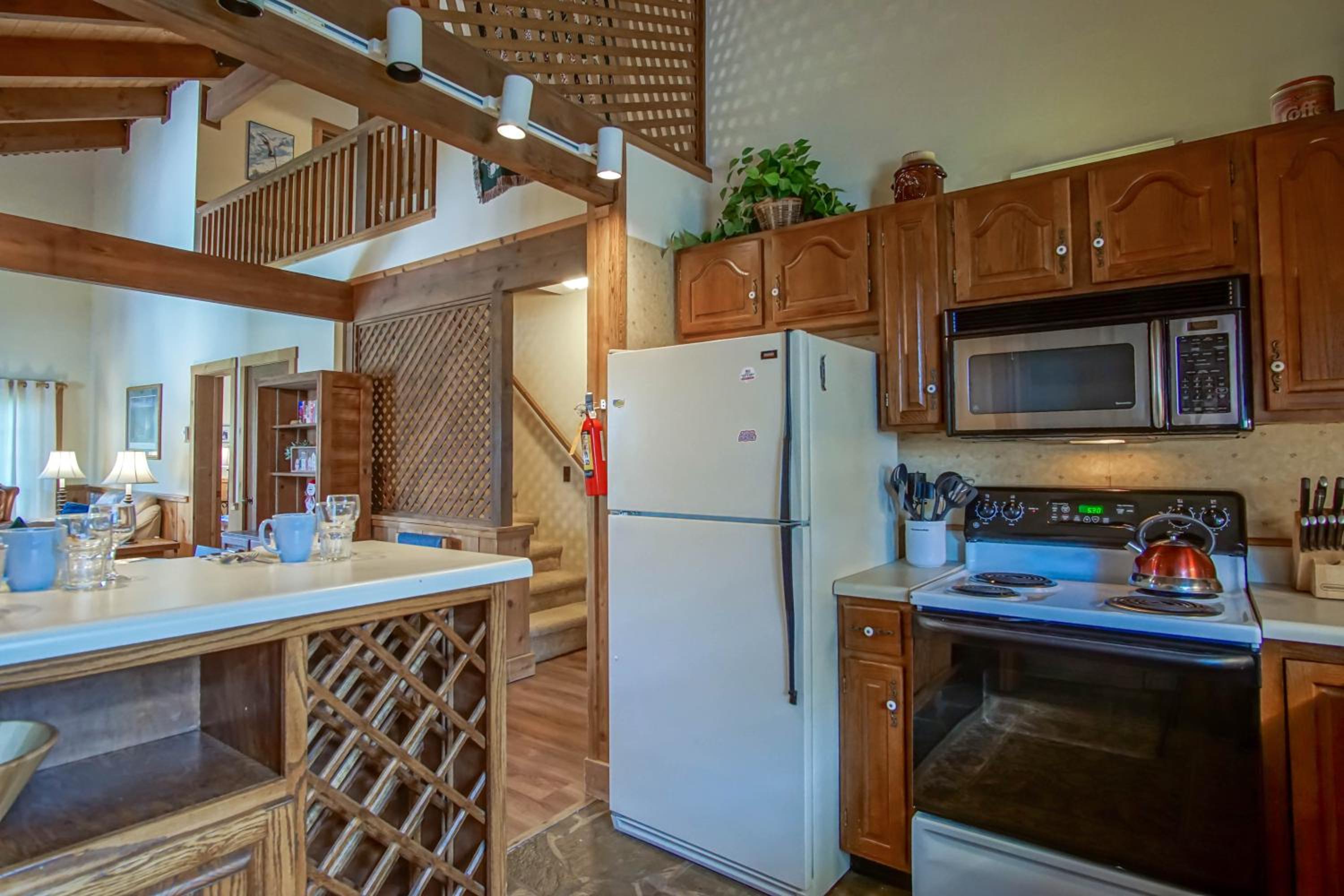 Whistlepunk #24: 4 Bedroom, 3 Bath: Slope Side, Wood Fireplace