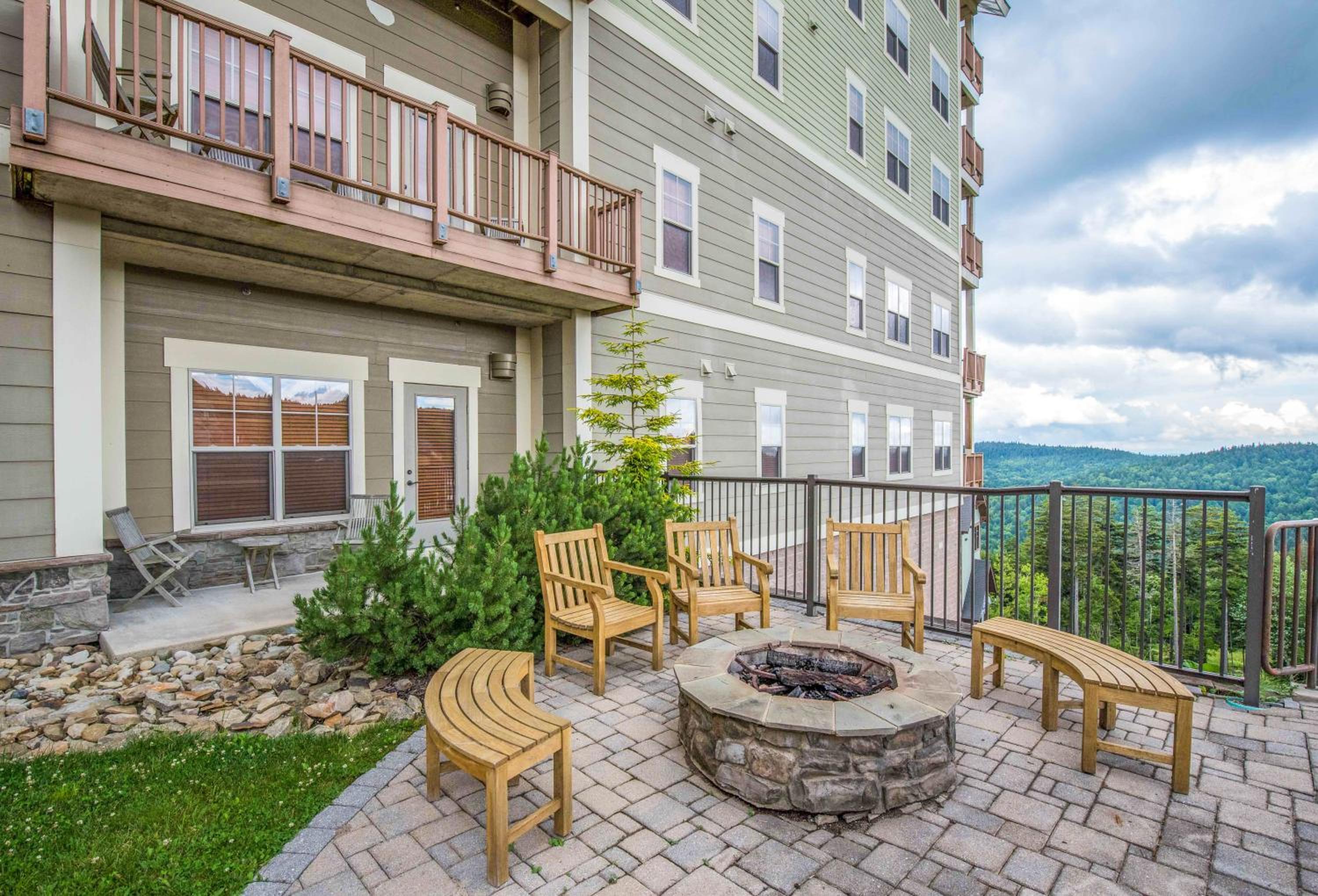 Soaring Eagle #403: 2 Bedrooms, 2 Full Baths