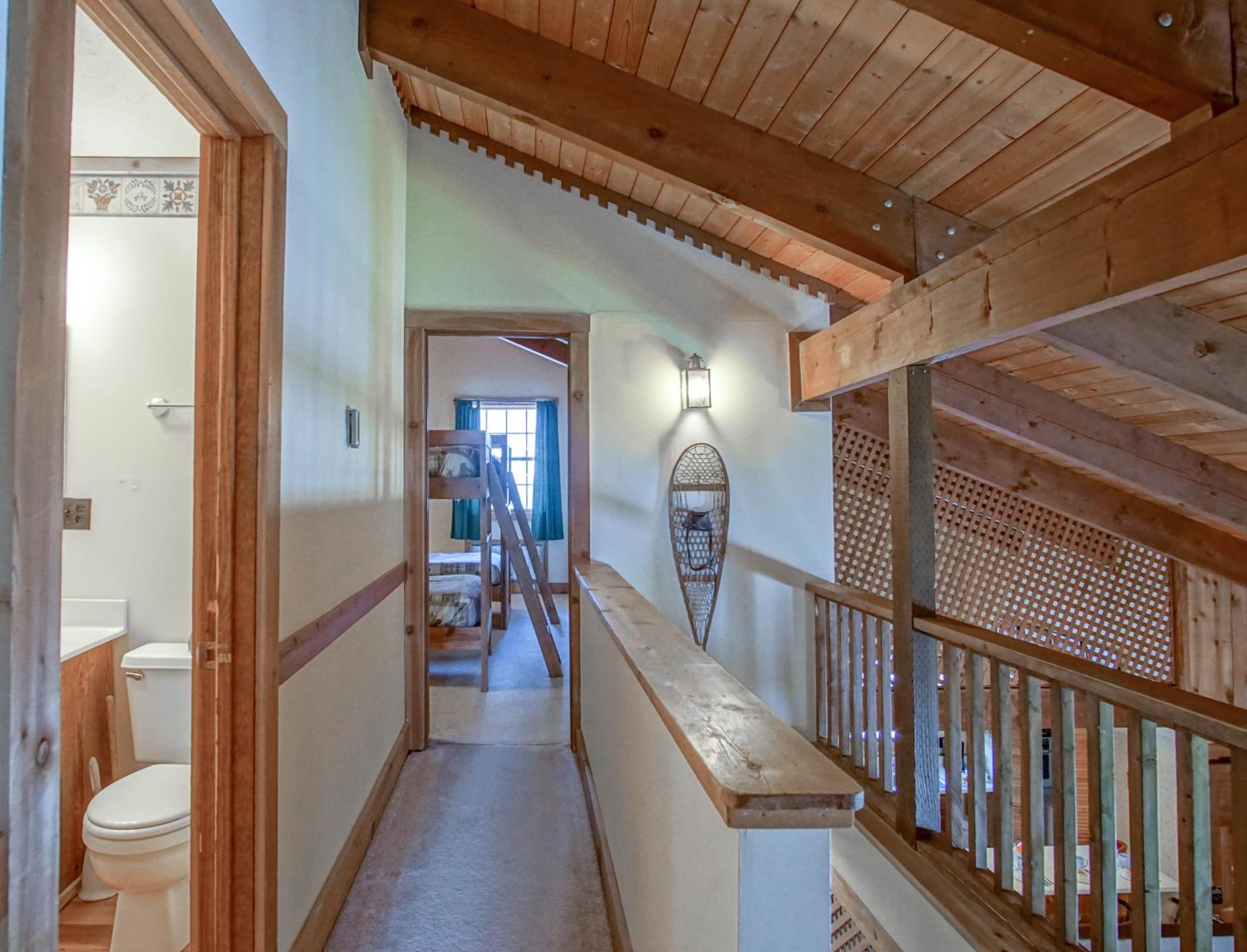 Whistlepunk #24: 4 Bedroom, 3 Bath: Slope Side, Wood Fireplace