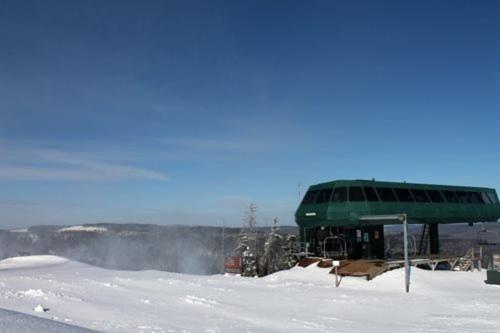 Mountain Lodge 233 2 Br Condo With Access to Ball Hooter Lift