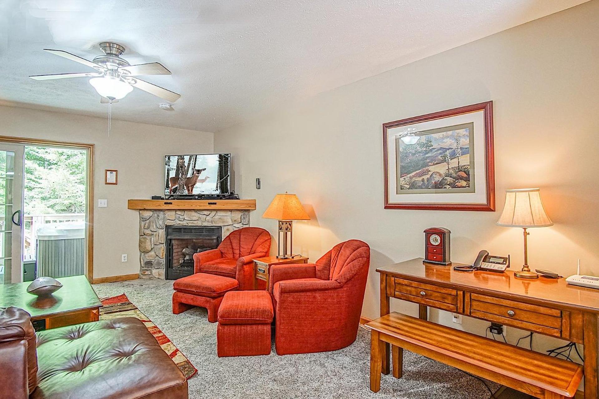 Creekside E17, Frisco Kid Retreat Jacuzzi Sleeps 11
