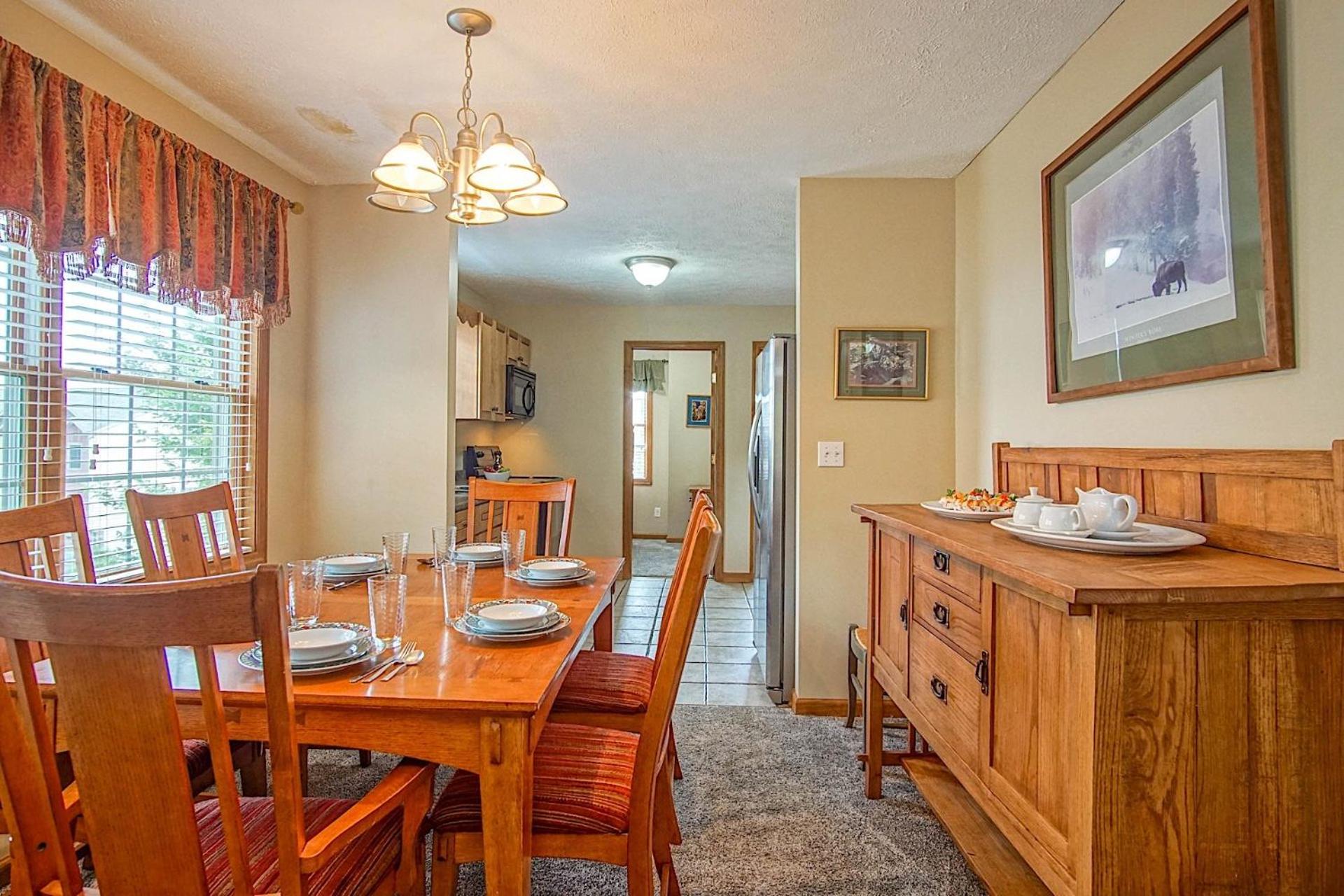 Creekside E17, Frisco Kid Retreat Jacuzzi Sleeps 11