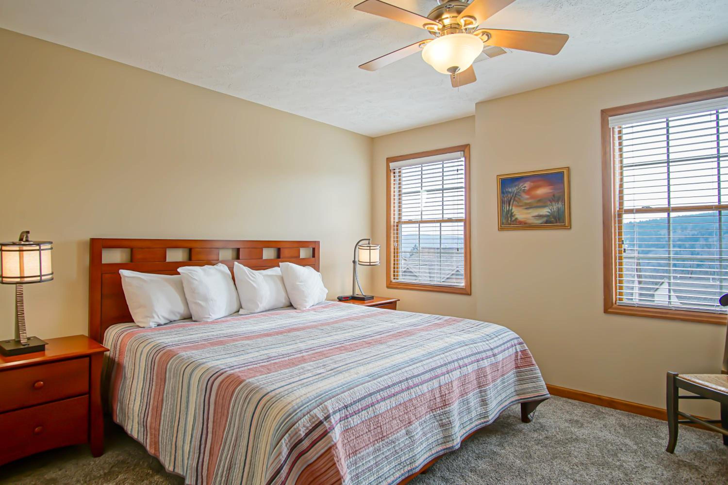 Creekside E17, Frisco Kid Retreat Jacuzzi Sleeps 11