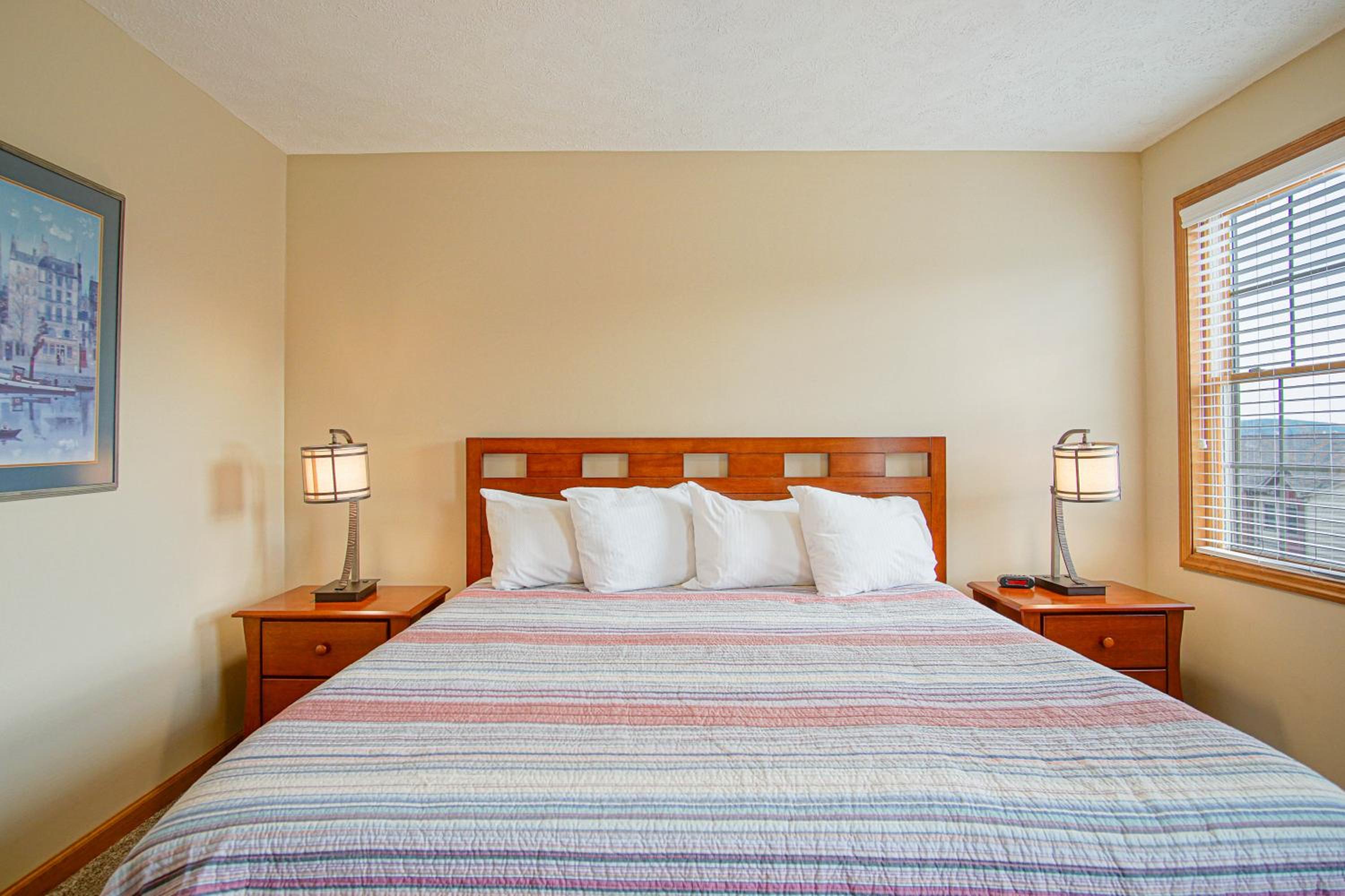 Creekside E17, Frisco Kid Retreat Jacuzzi Sleeps 11