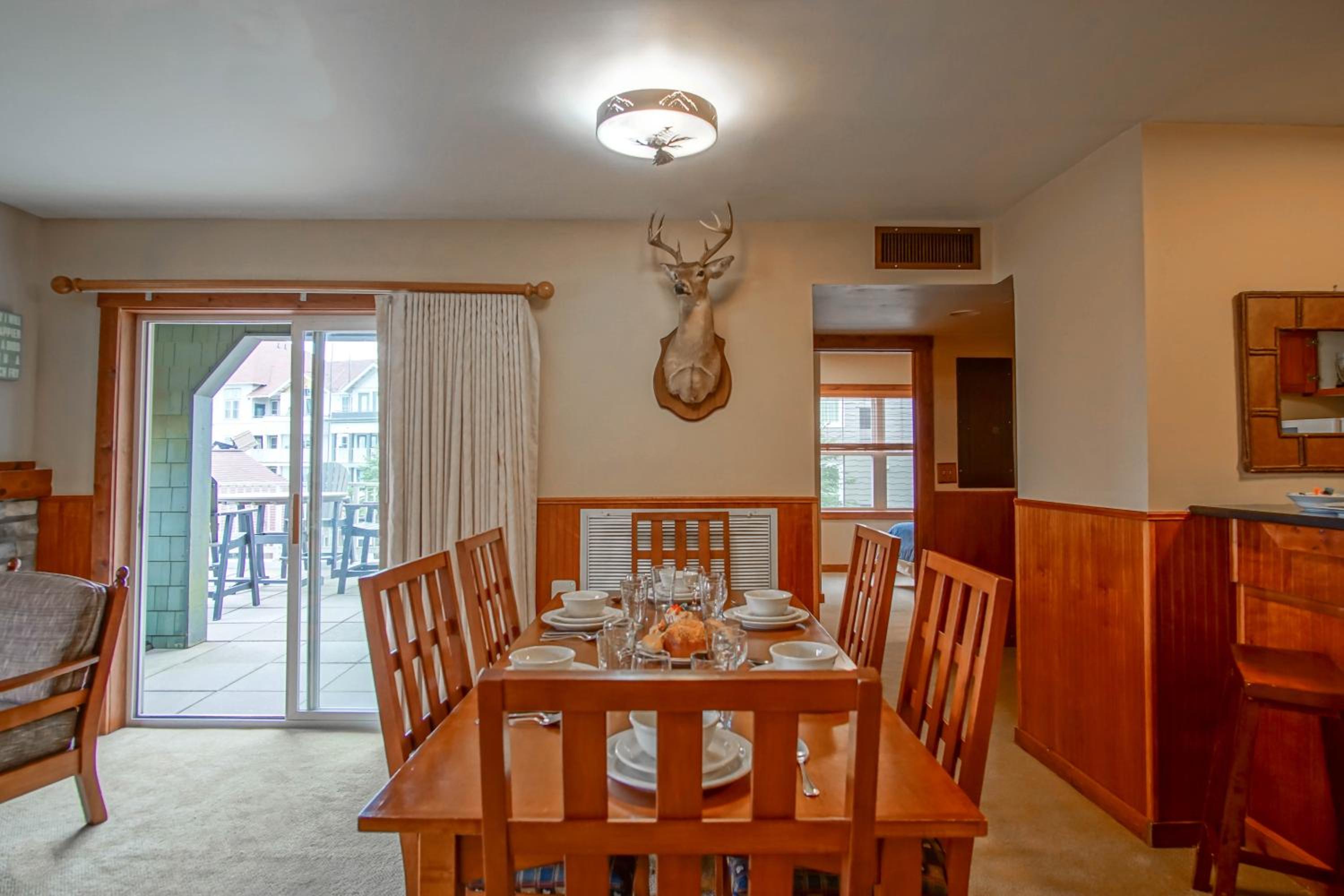 Highland House #102-104: 2Br: 2 Bath