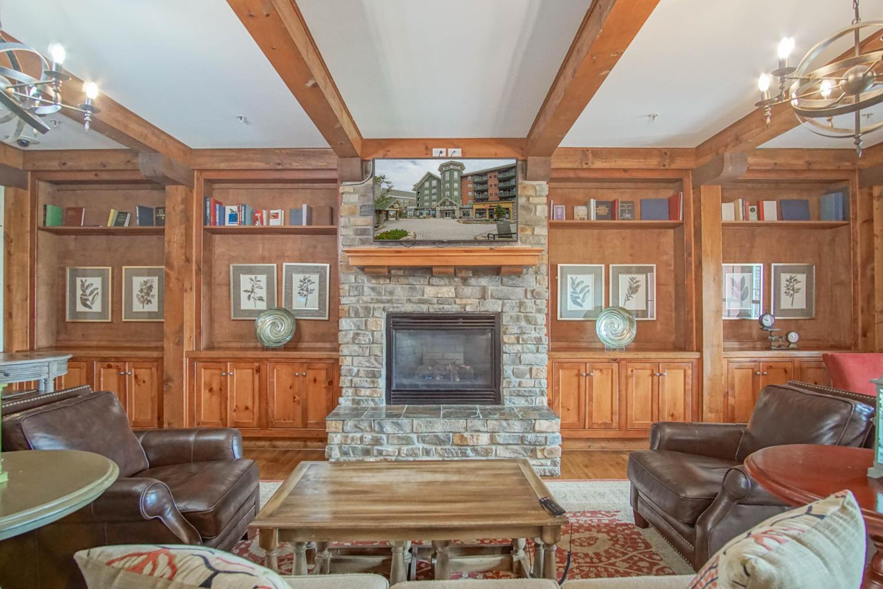 Highland House #102-104: 2Br: 2 Bath