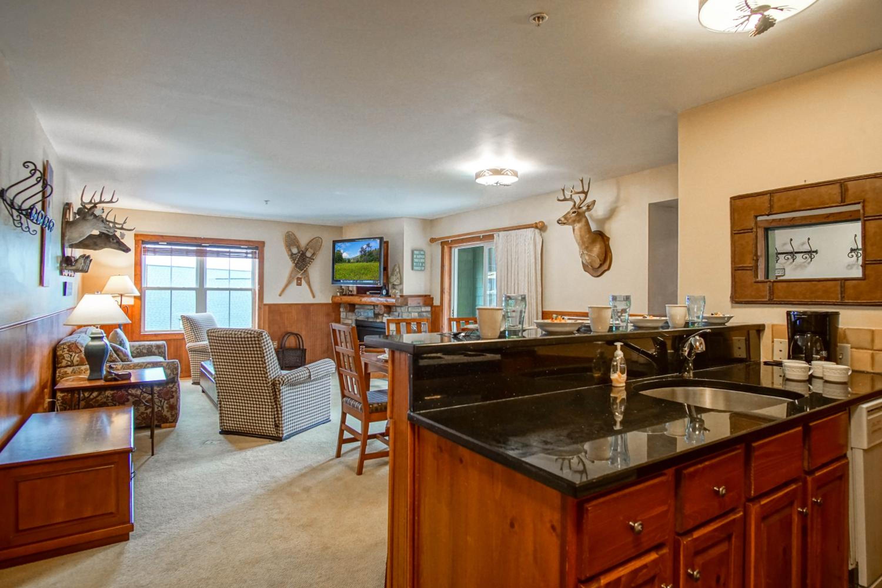 Highland House #102-104: 2Br: 2 Bath