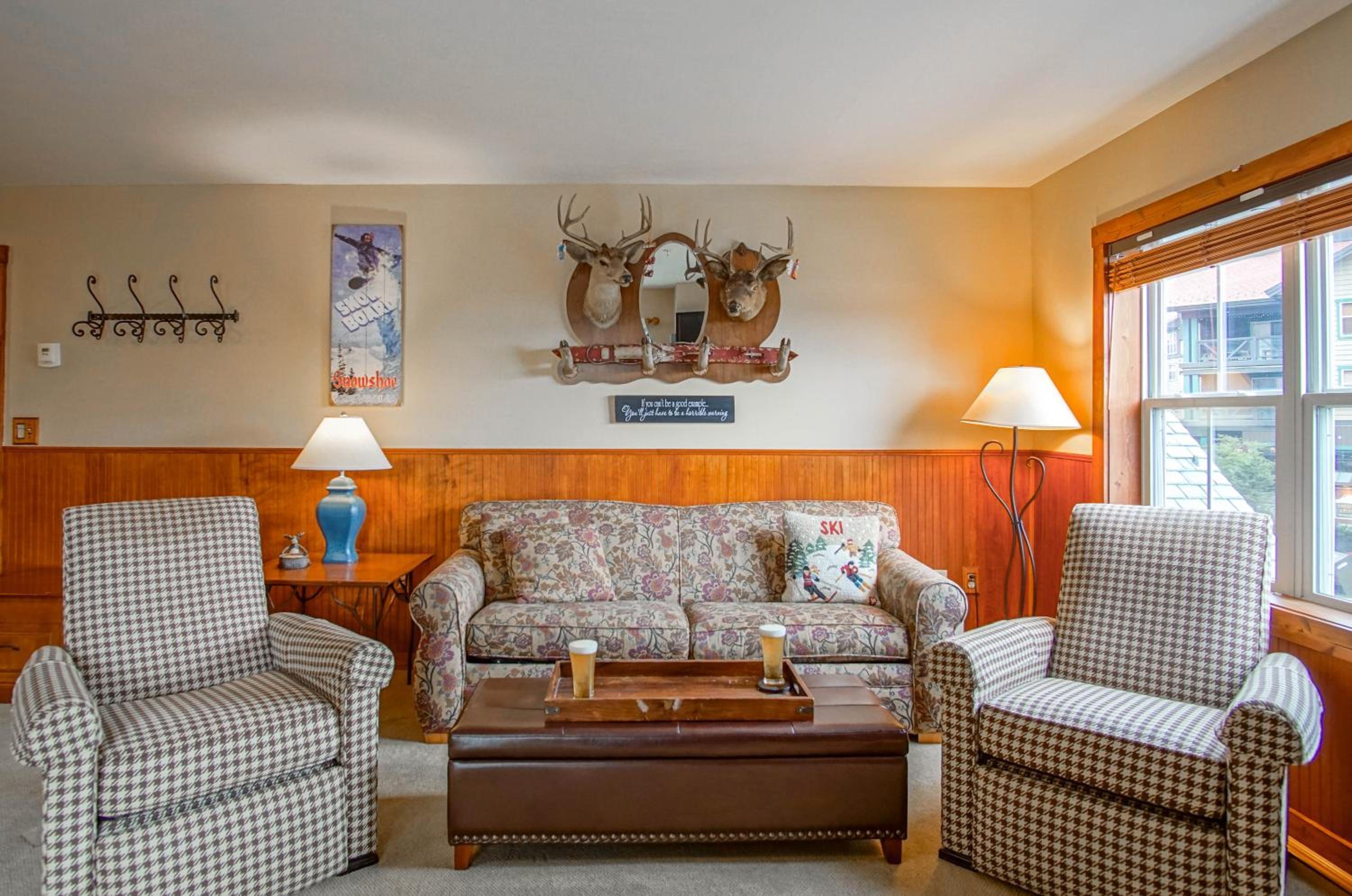Highland House #102-104: 2Br: 2 Bath