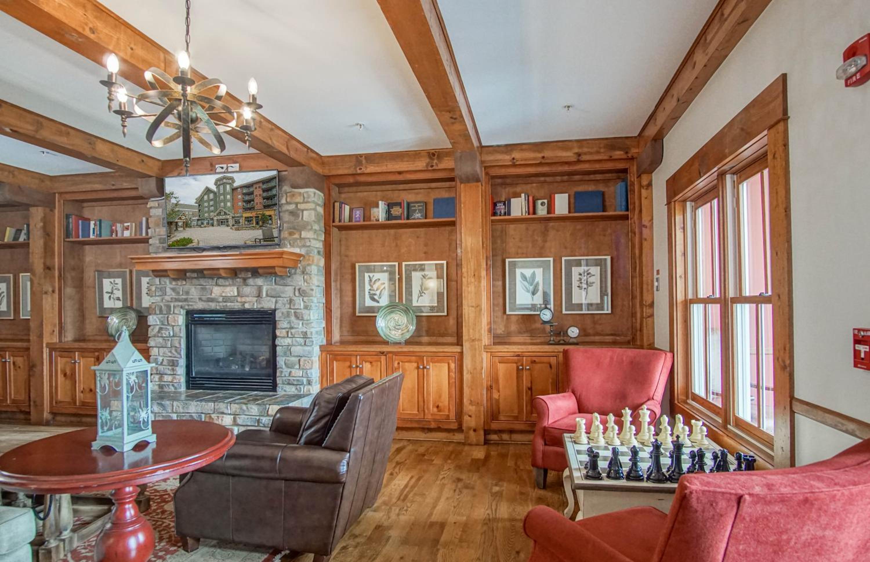 Highland House #102-104: 2Br: 2 Bath