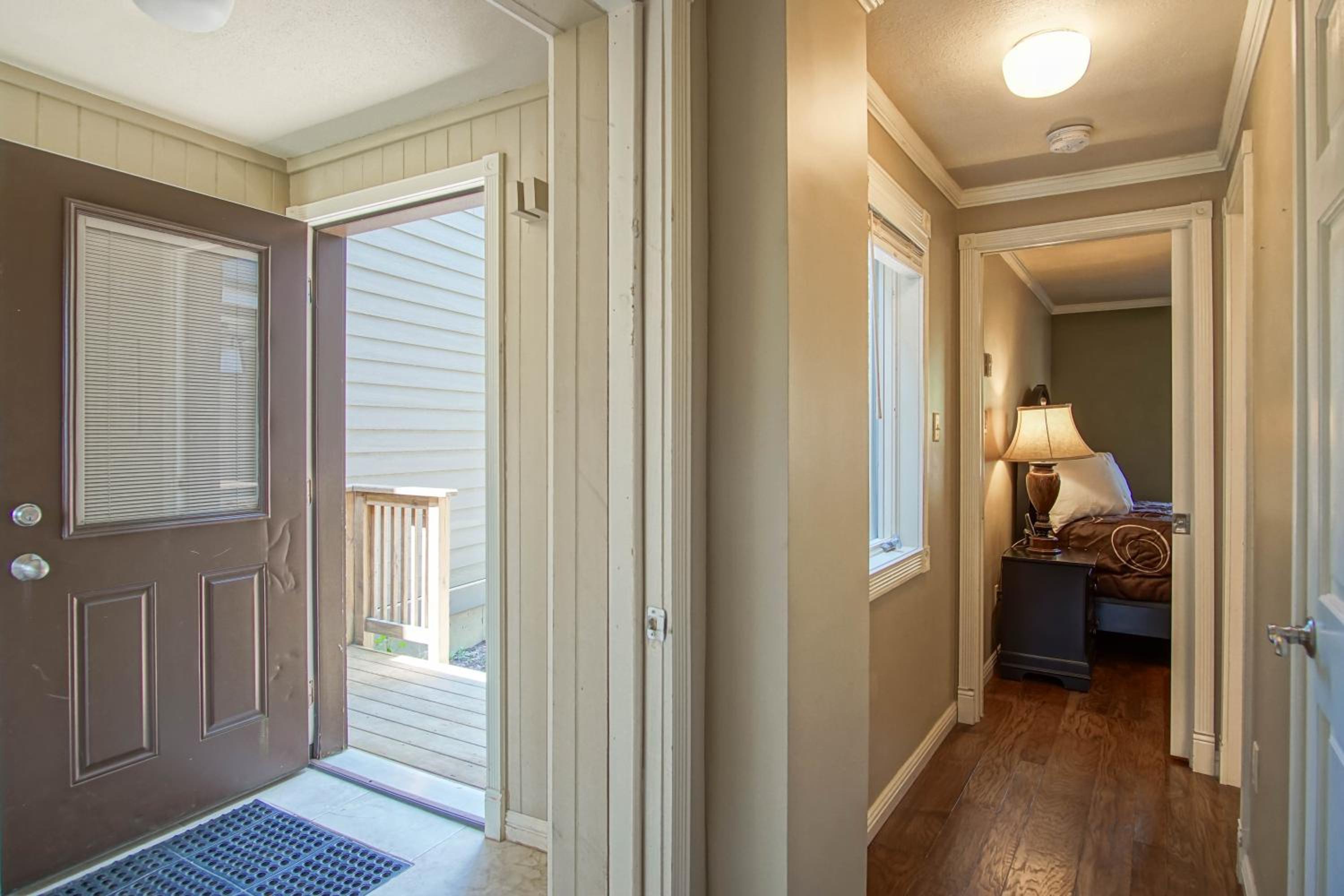 Powderidge 44: 1Br: 1 Bath Flat