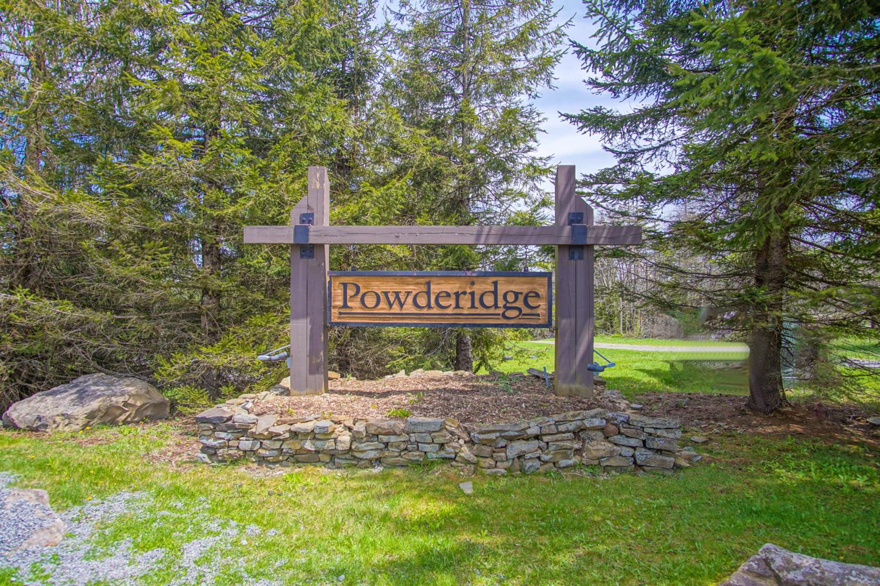 Powderidge 44: 1Br: 1 Bath Flat