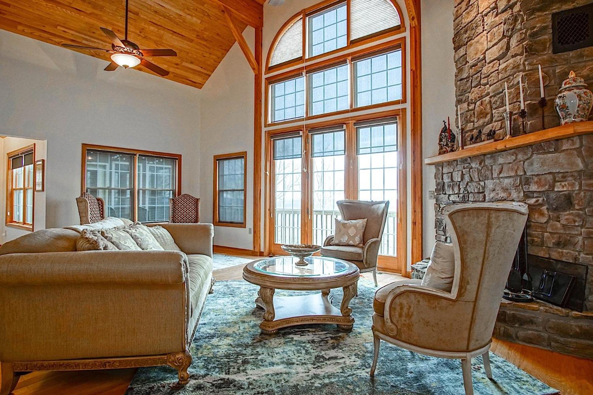Top property on Snowshoe Mountain North Westridge 32 is as magnificent as its western views!