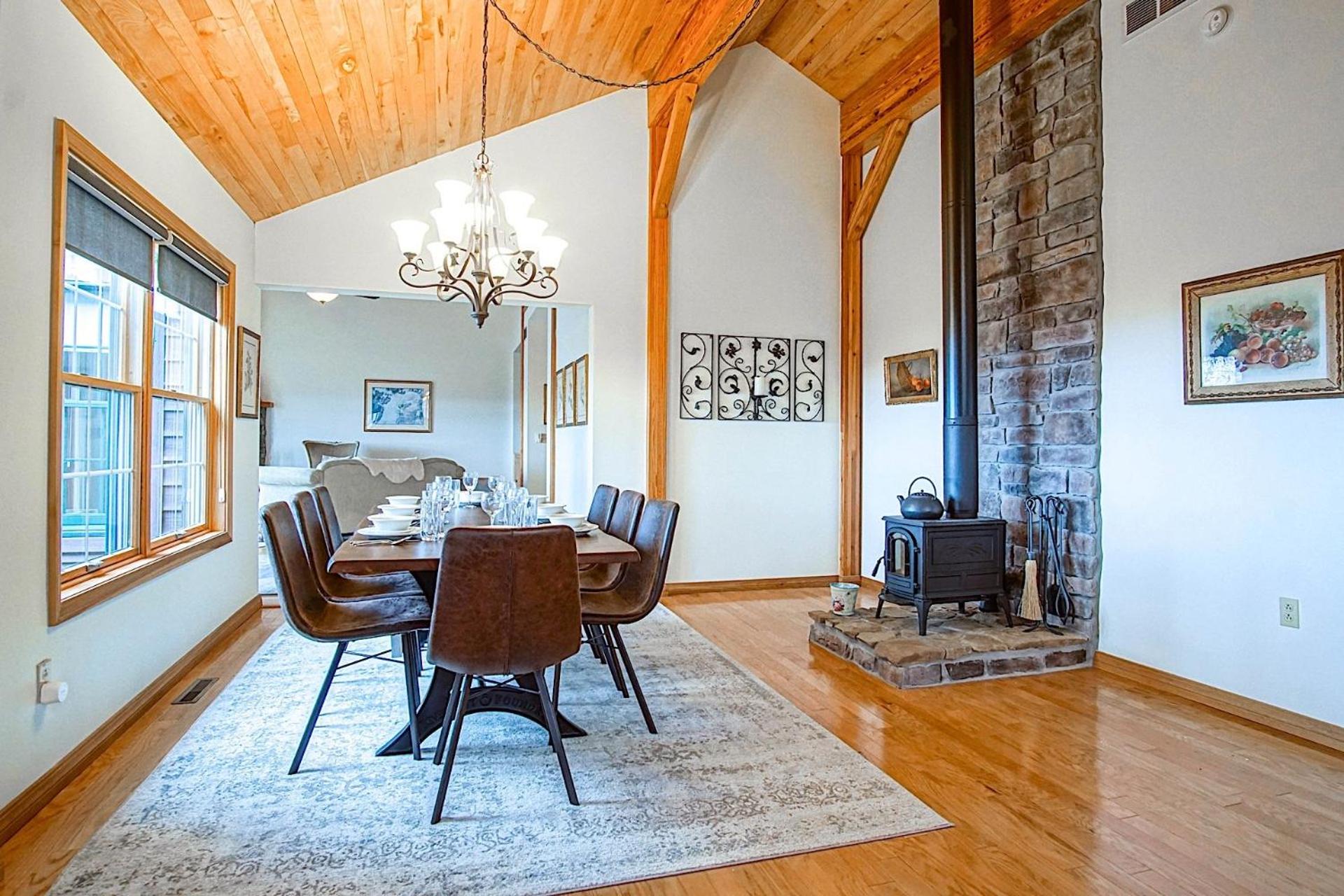 Top property on Snowshoe Mountain North Westridge 32 is as magnificent as its western views!