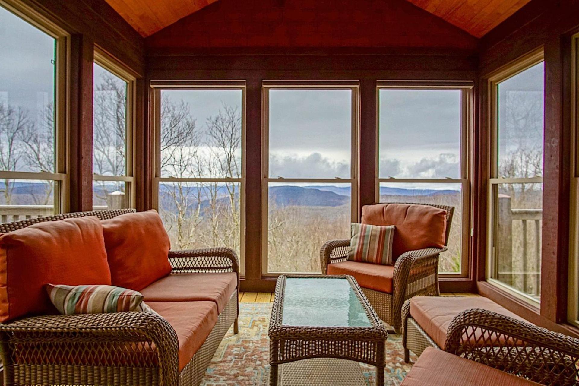 Top property on Snowshoe Mountain North Westridge 32 is as magnificent as its western views!