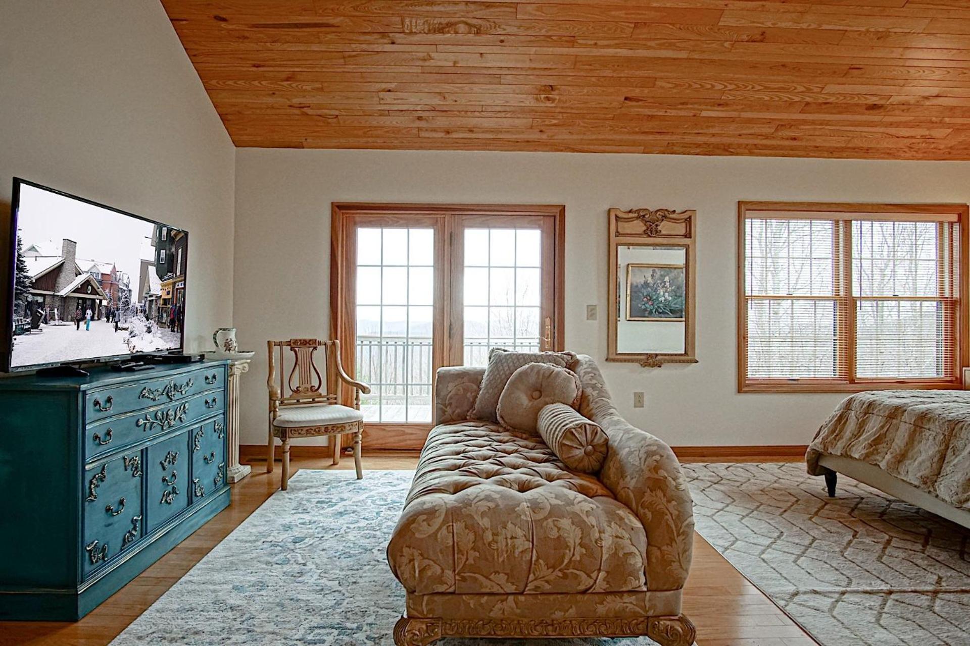 Top property on Snowshoe Mountain North Westridge 32 is as magnificent as its western views!