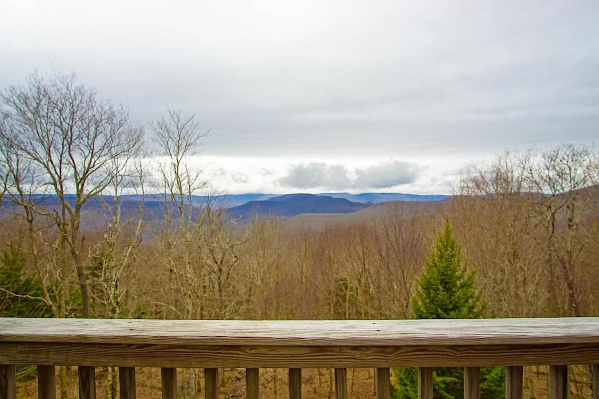 Top property on Snowshoe Mountain North Westridge 32 is as magnificent as its western views!